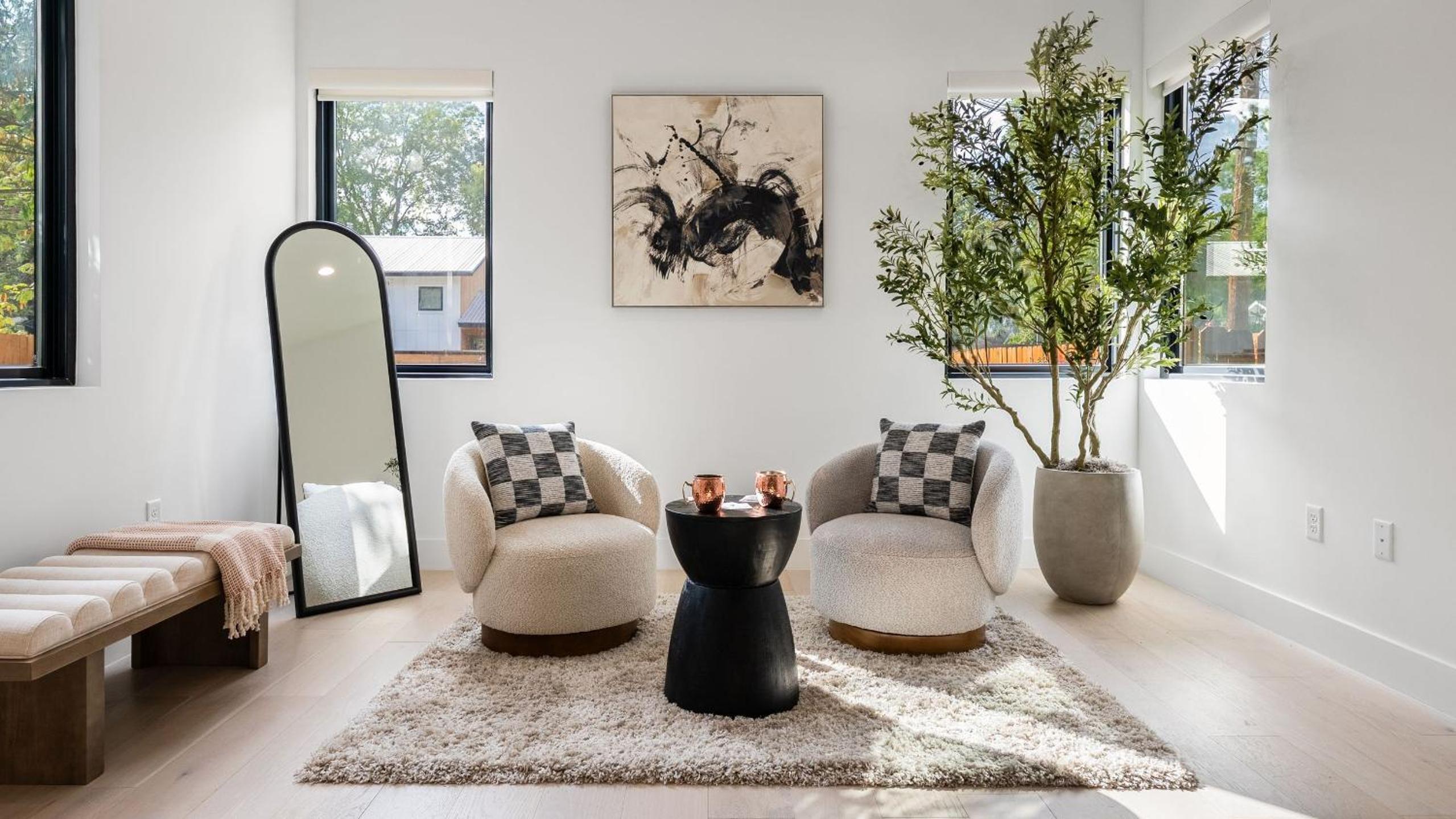 Stylish Home with Firepit Balcony Steps from Austin’s Best Near Rainey St Lady Bird Lake Downtown The Ashlee by AvantStay