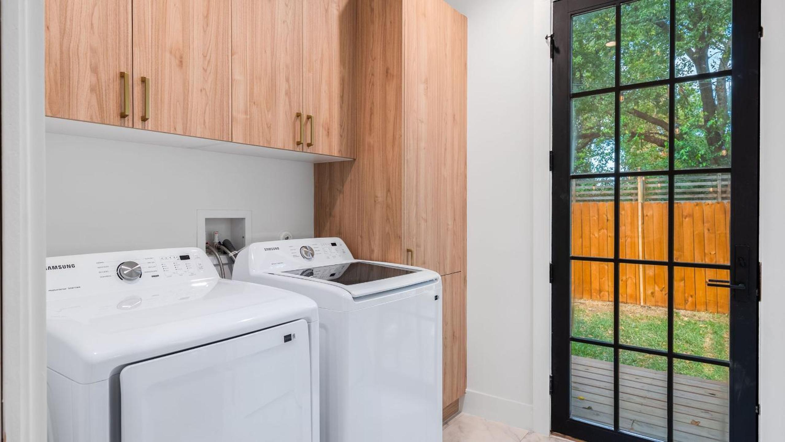 Stylish Home with Firepit Balcony Steps from Austin’s Best Near Rainey St Lady Bird Lake Downtown The Ashlee by AvantStay