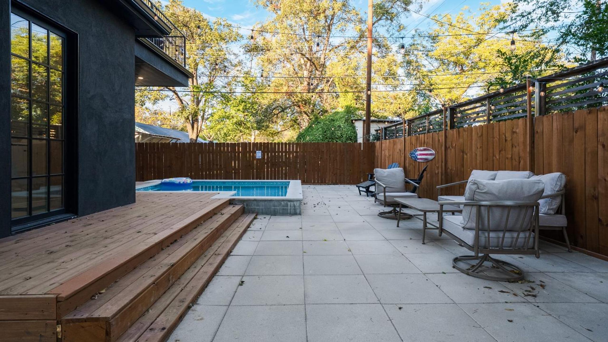 Stylish Home with Firepit Balcony Steps from Austin’s Best Near Rainey St Lady Bird Lake Downtown The Ashlee by AvantStay