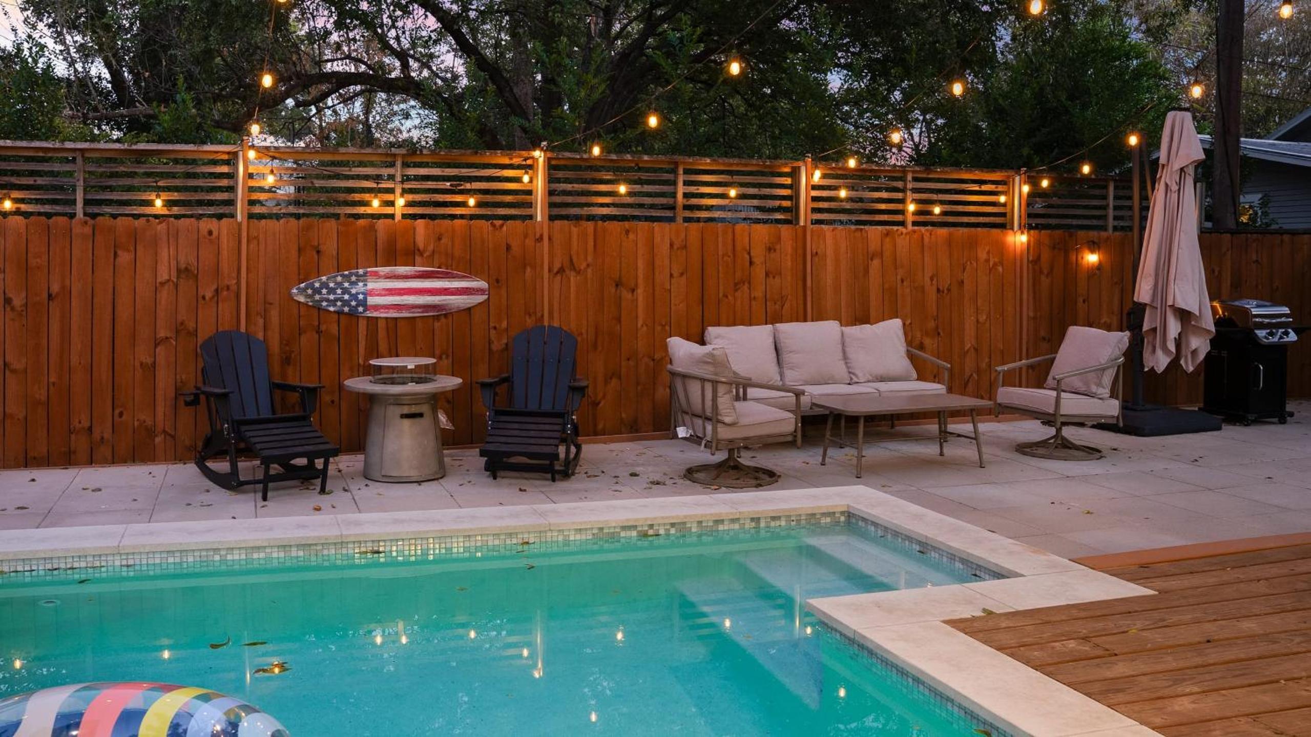 Stylish Home with Firepit Balcony Steps from Austin’s Best Near Rainey St Lady Bird Lake Downtown The Ashlee by AvantStay
