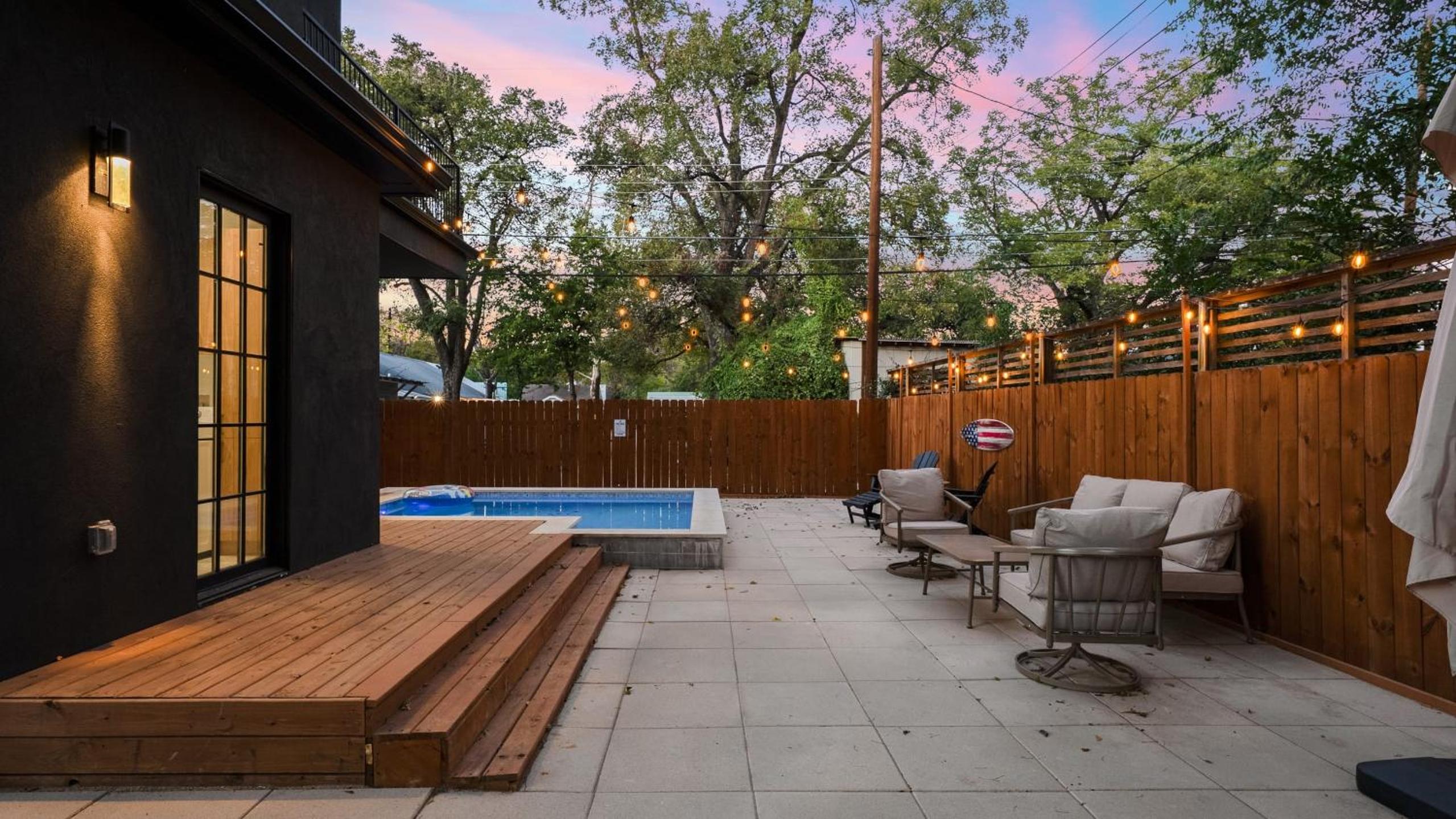 Stylish Home with Firepit Balcony Steps from Austin’s Best Near Rainey St Lady Bird Lake Downtown The Ashlee by AvantStay