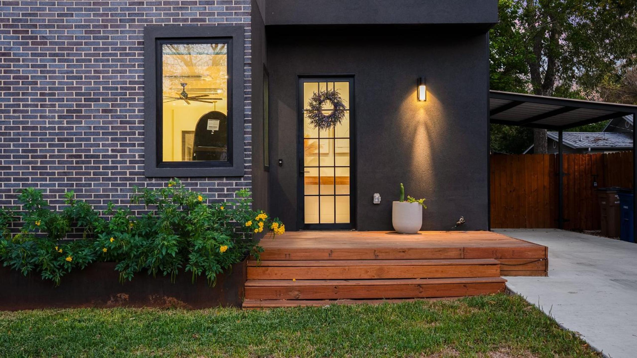 Stylish Home with Firepit Balcony Steps from Austin’s Best Near Rainey St Lady Bird Lake Downtown The Ashlee by AvantStay