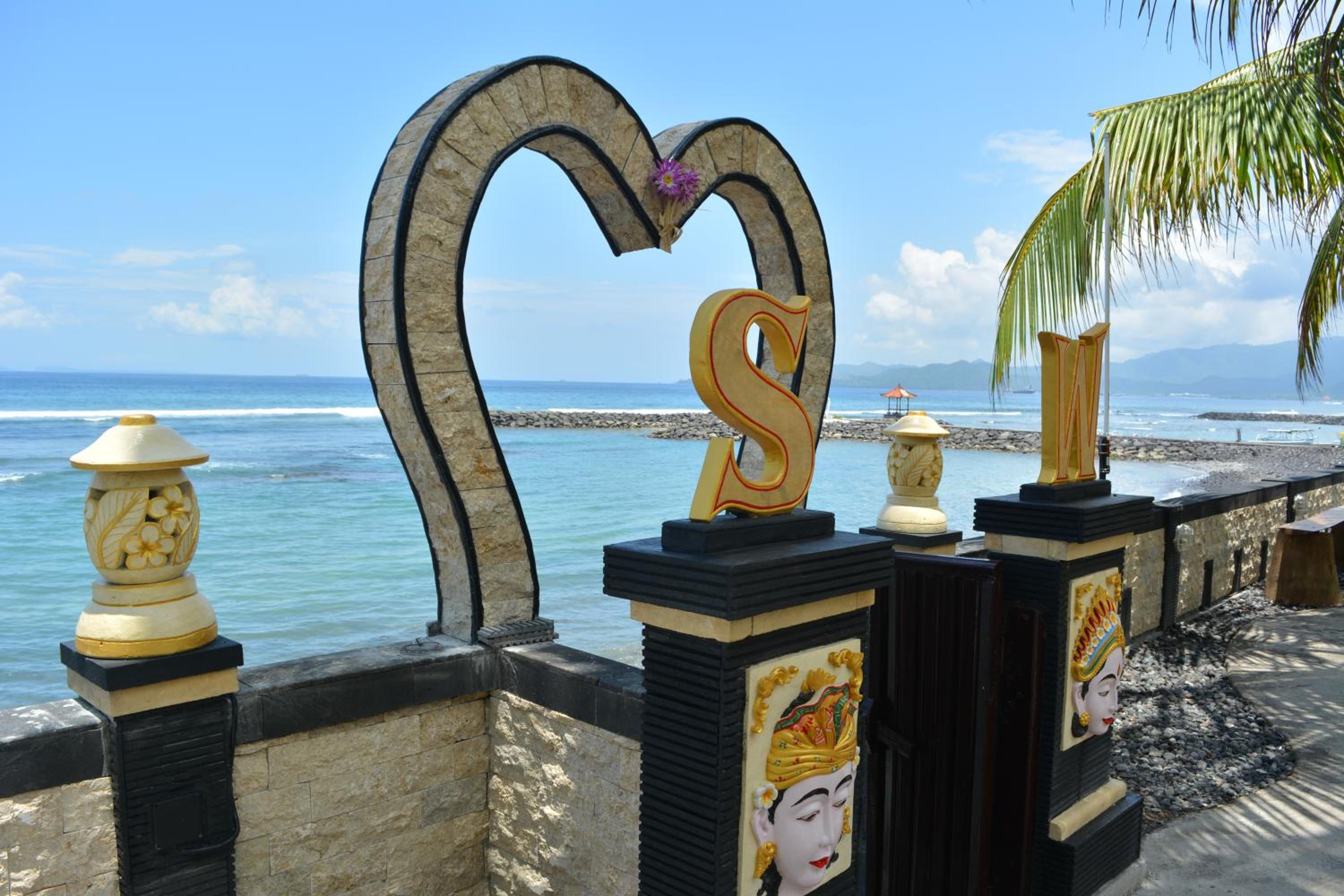 Segara Wangi Beach Cottages