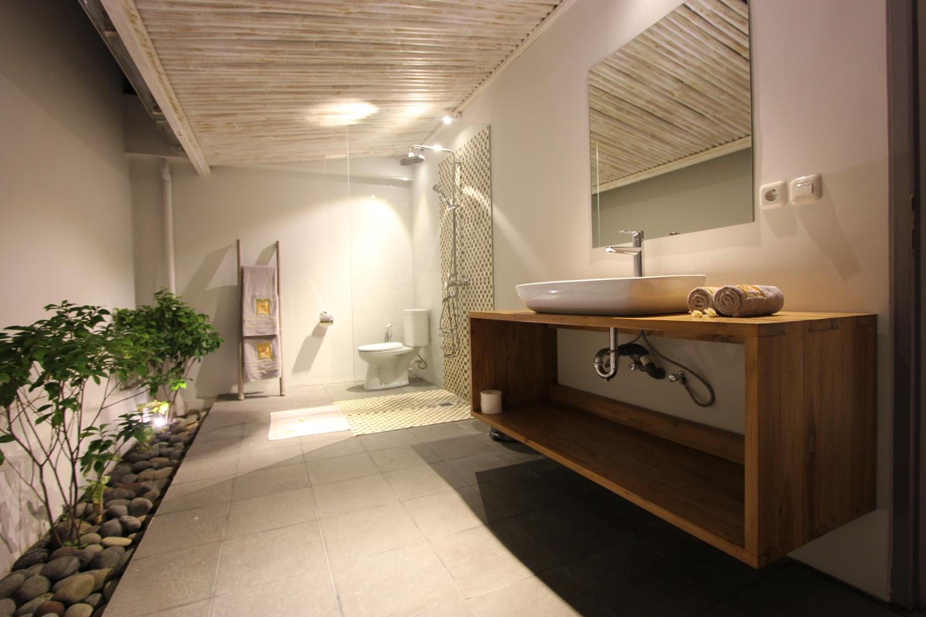 Villa Mitsouko by Optimum Bali Villas - 3min ride to beach view 5