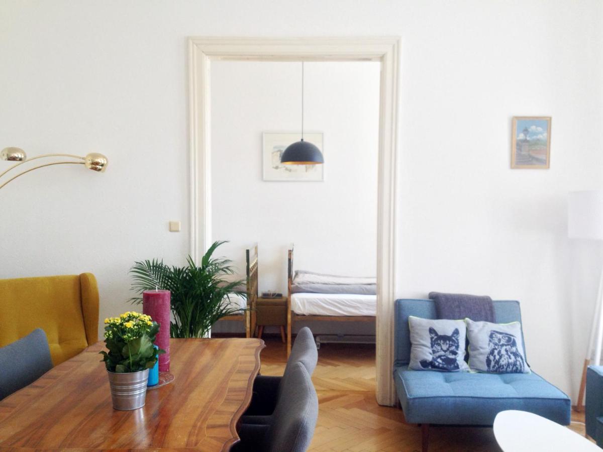 Big Vintage Style Flat Near Schönbrunn