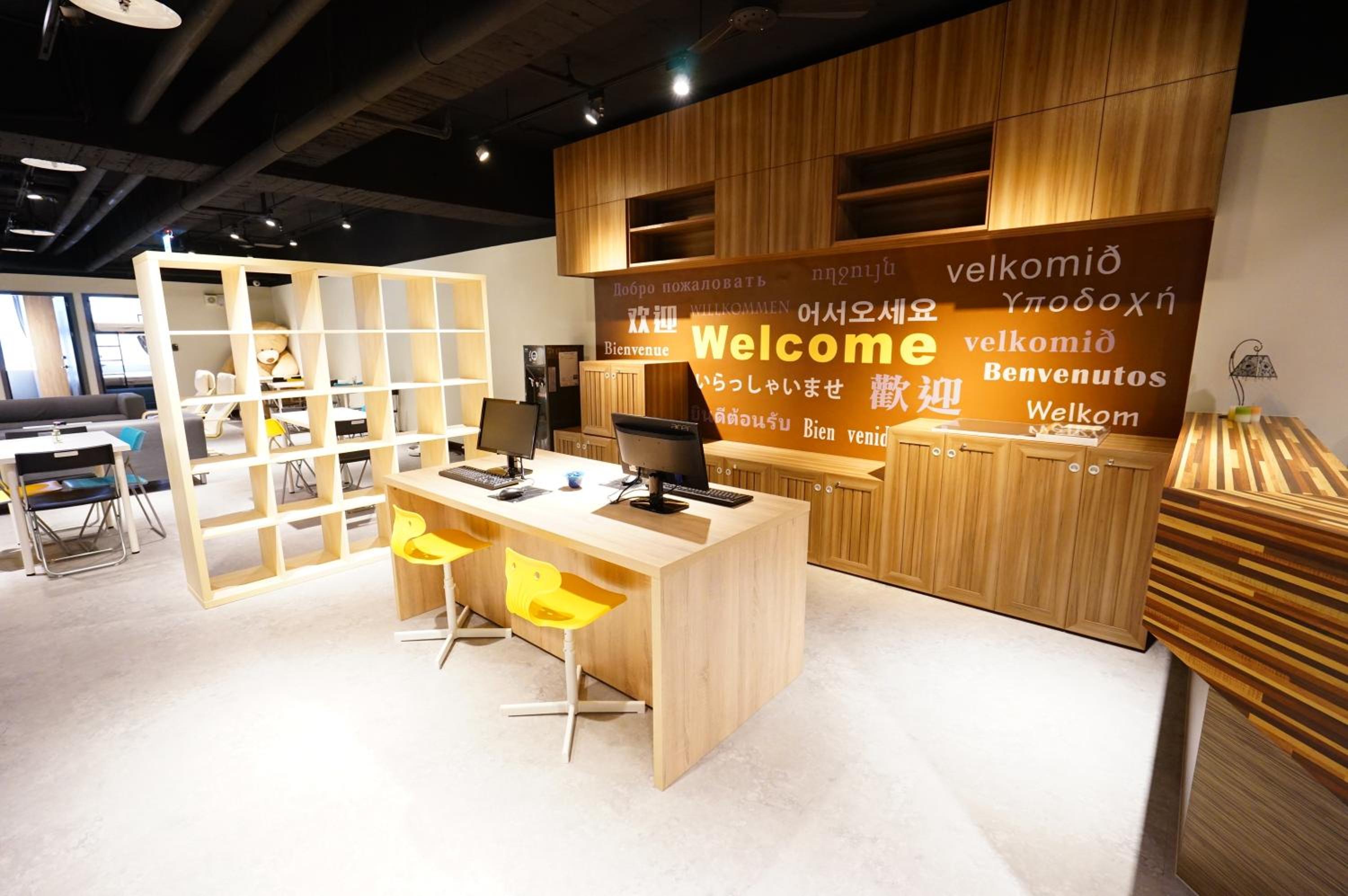 Cavemen Hostel Taipei Station Youth Branch