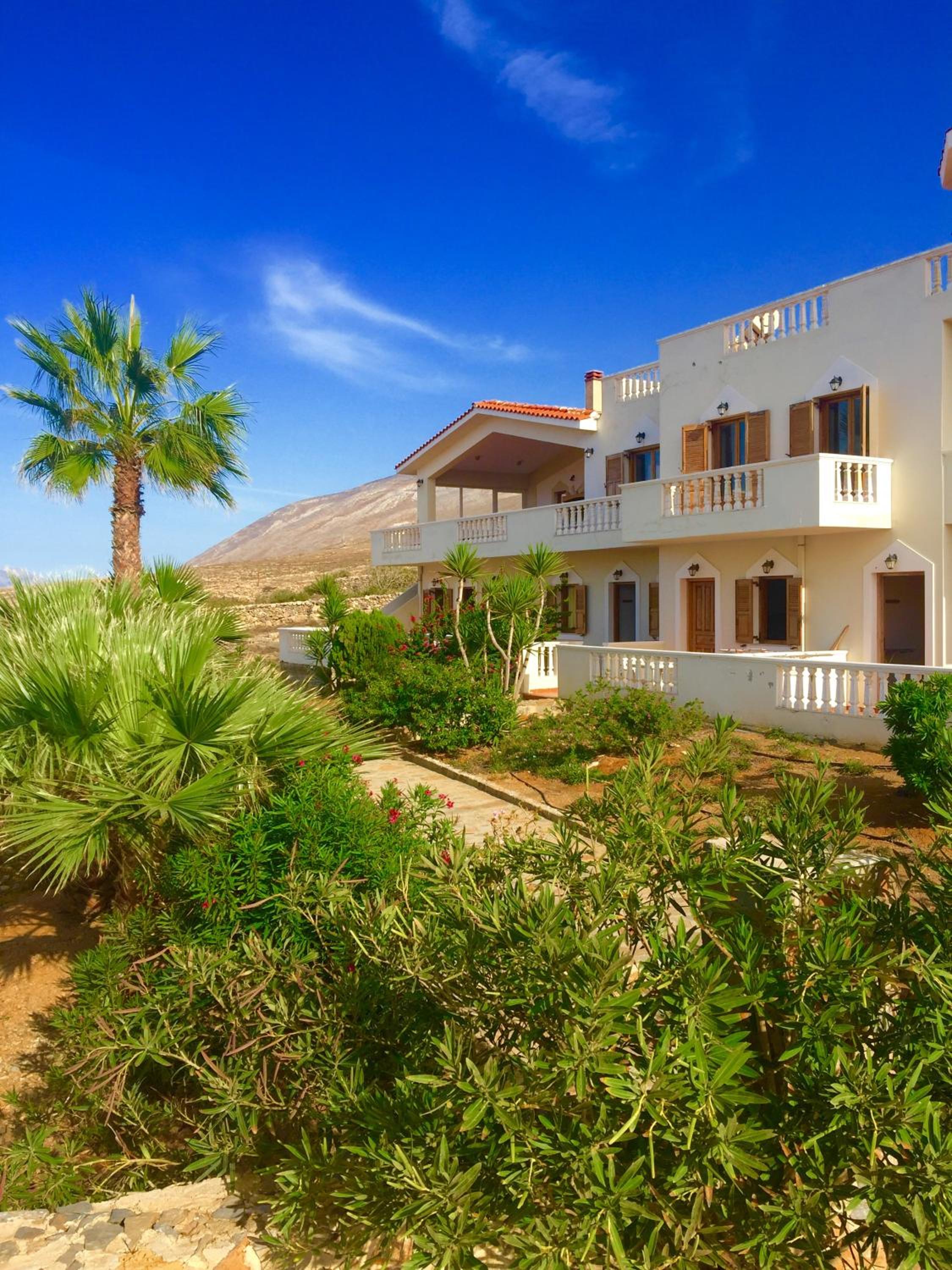AVRA Apartments & Studios