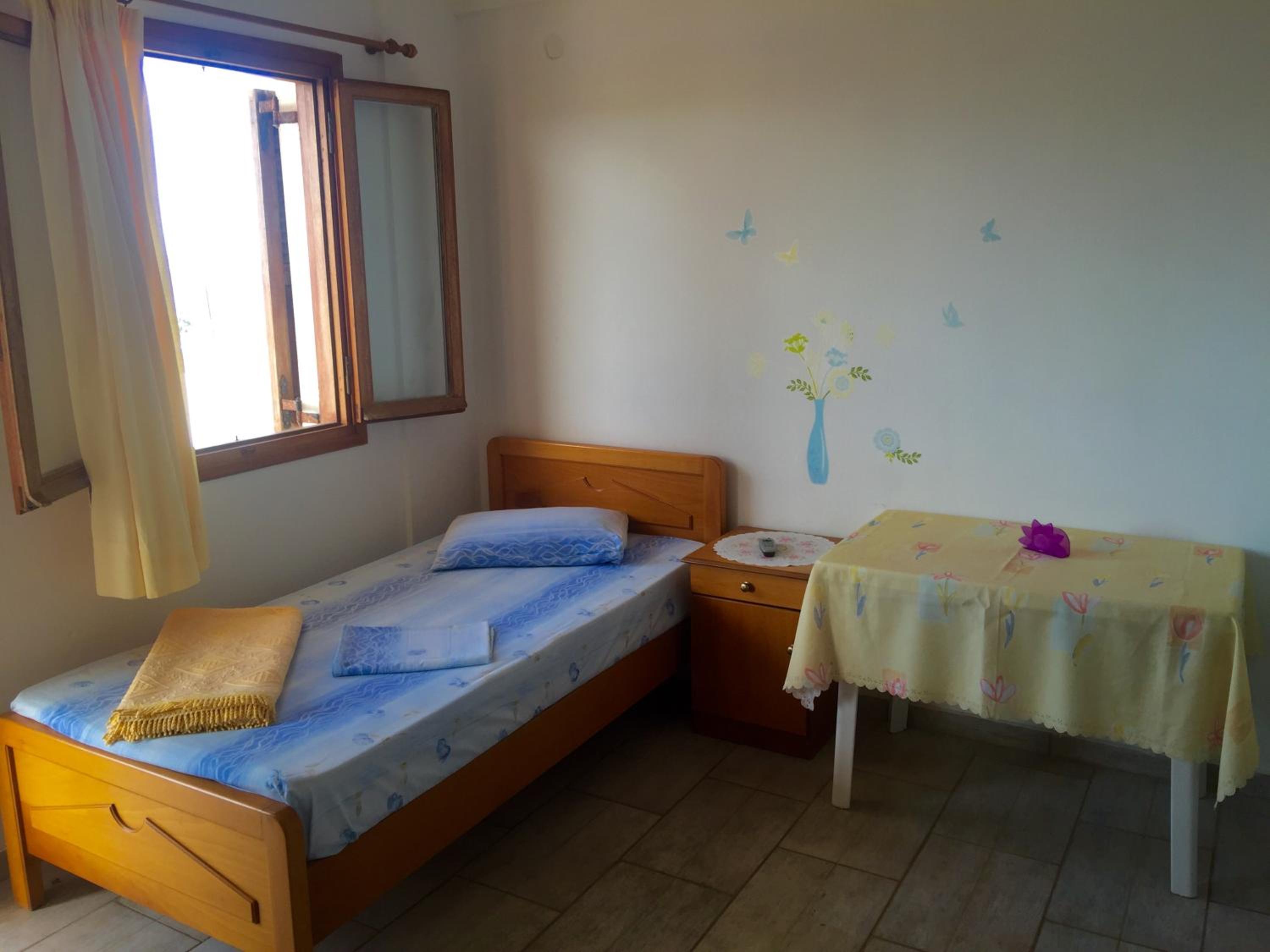 AVRA Apartments & Studios