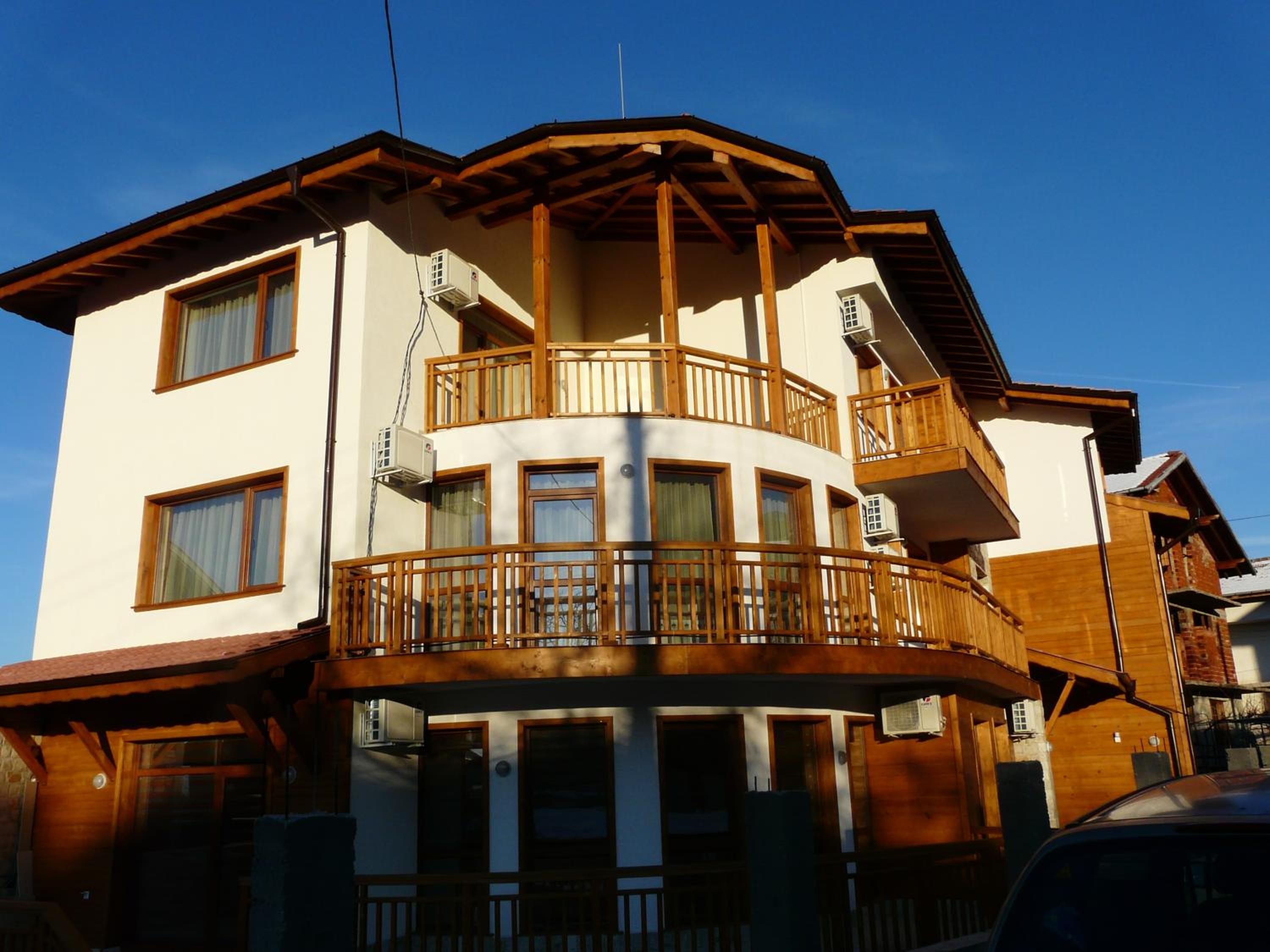 Yuliya Guest House