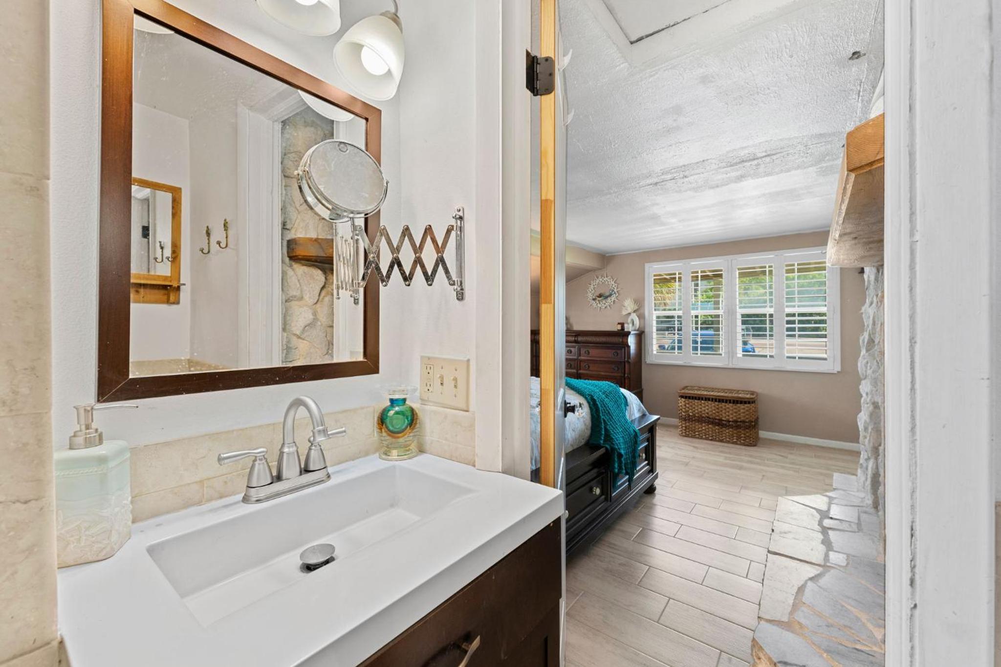 Ocean Breeze Bungalow