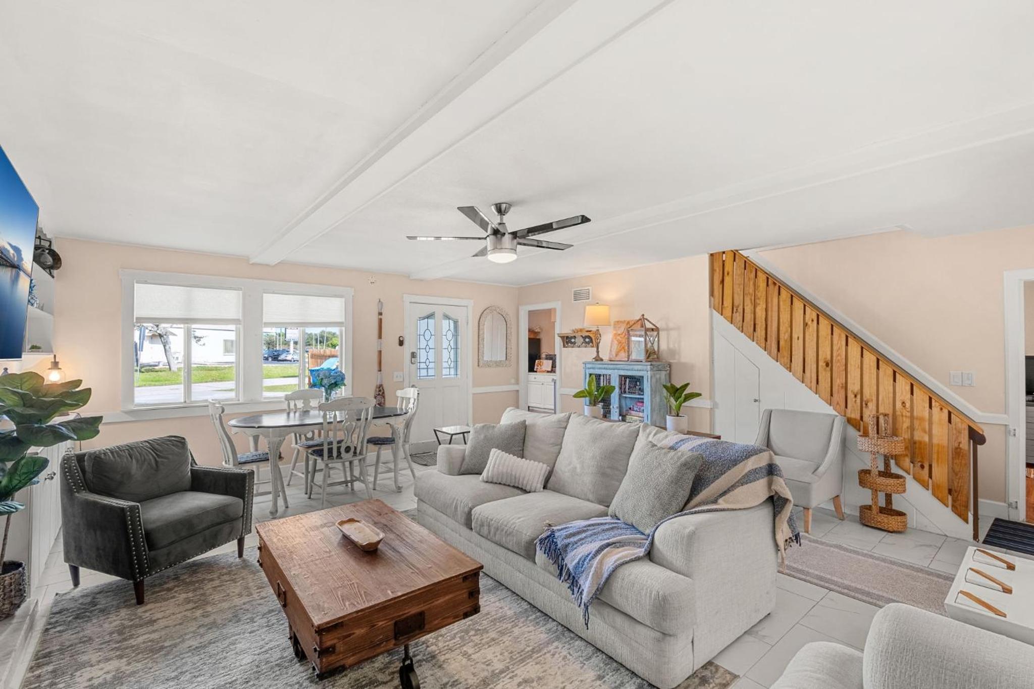2570 Vernon Drive