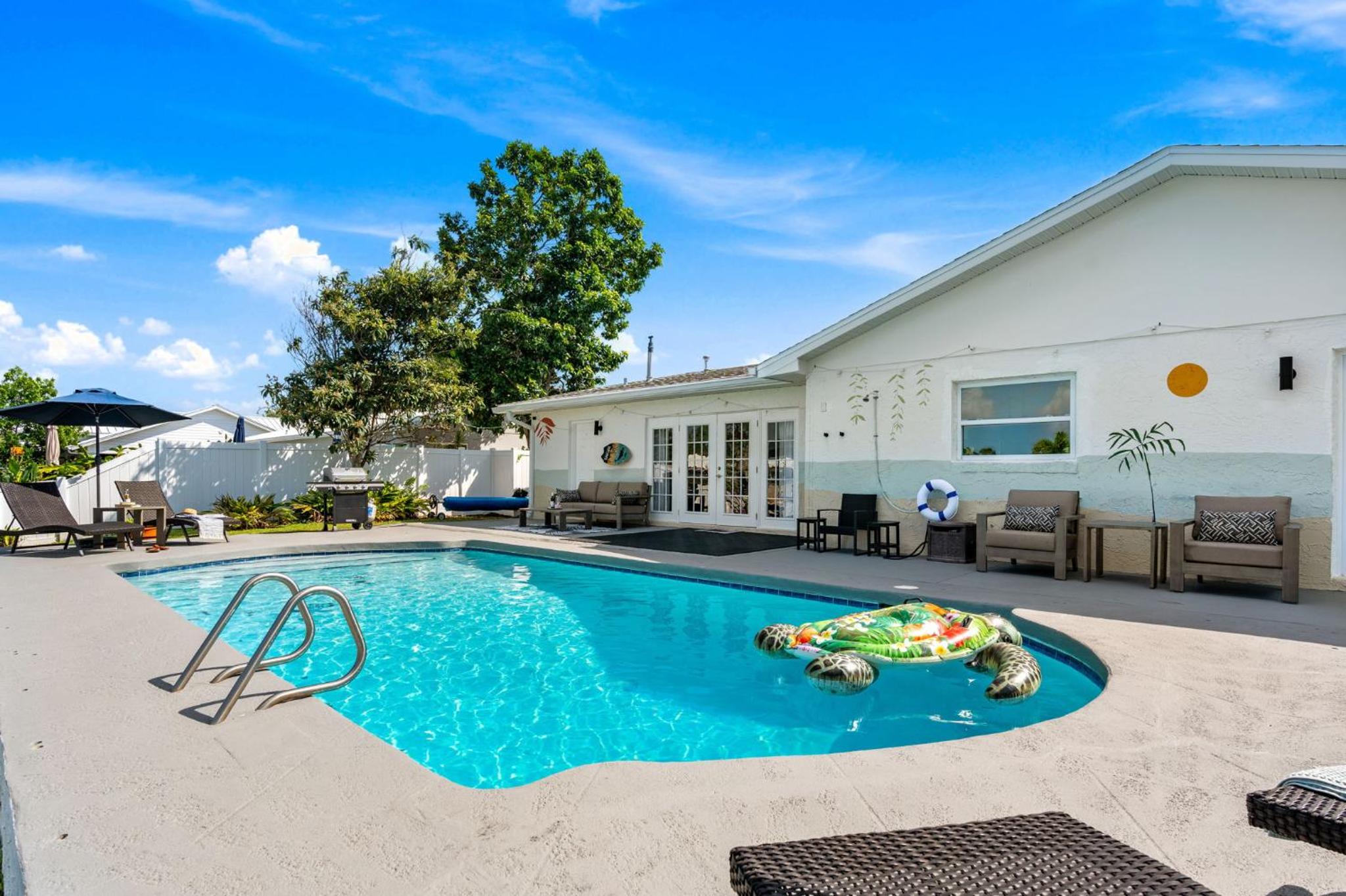 368 Carmine Dr
