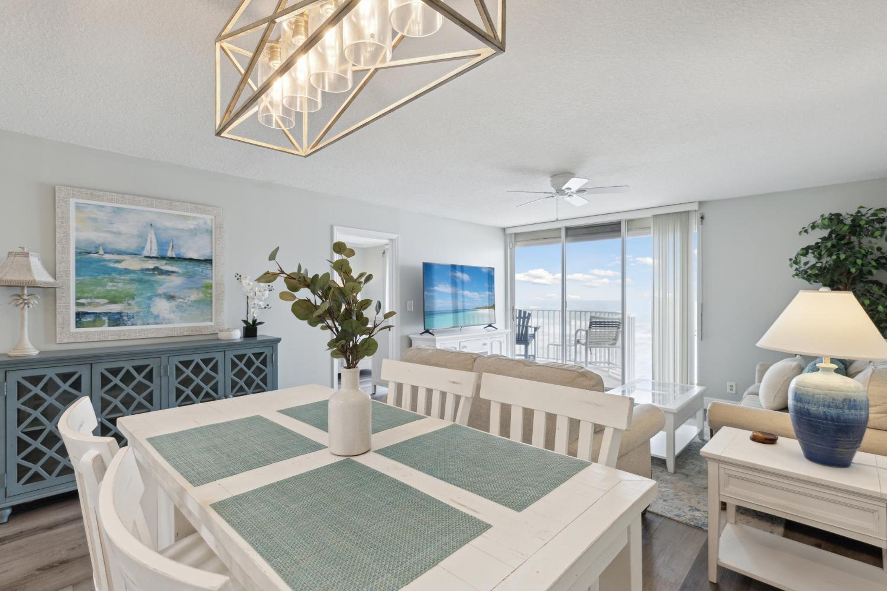 Ocean Walk 506