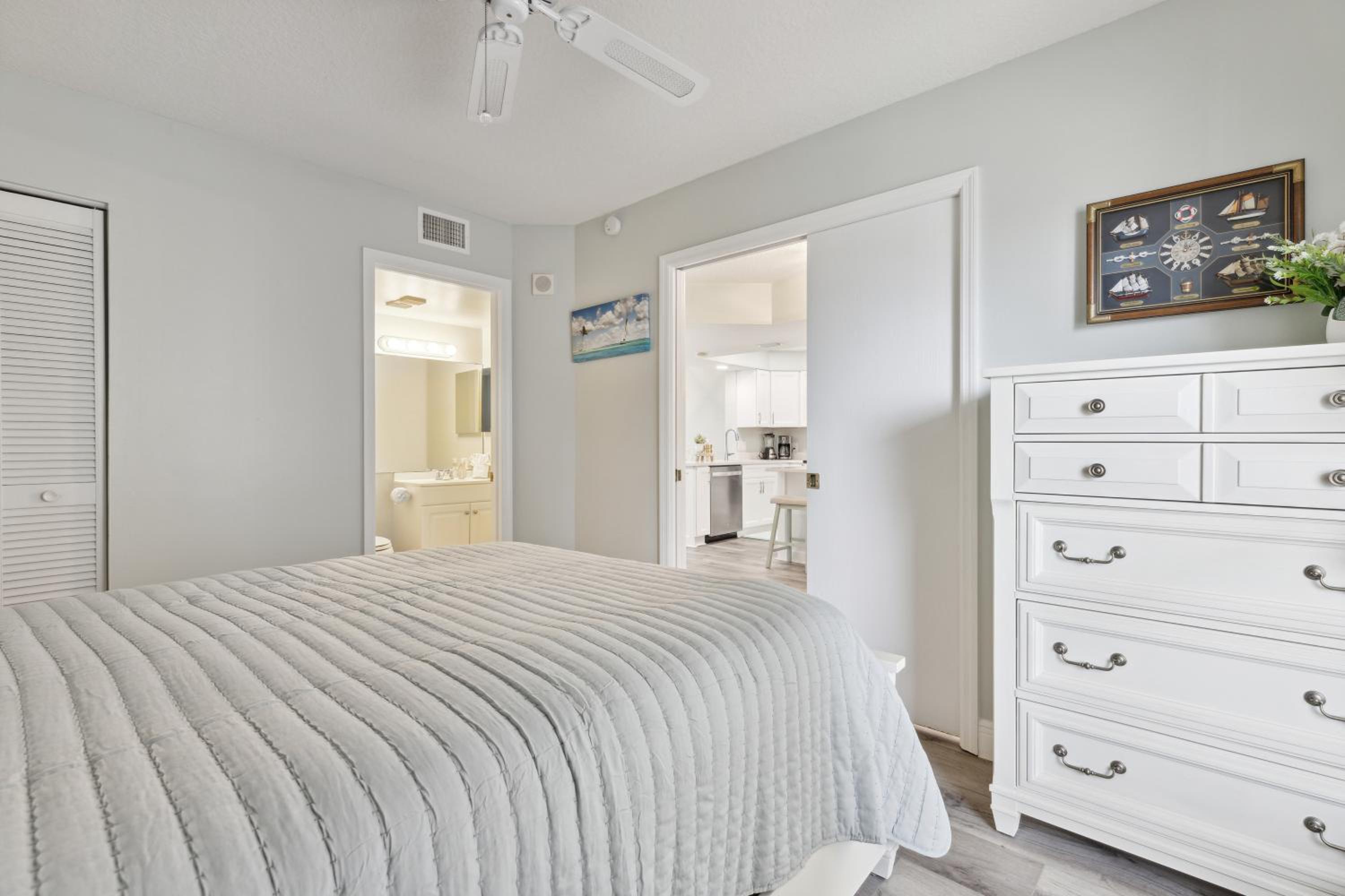 Ocean Walk 506