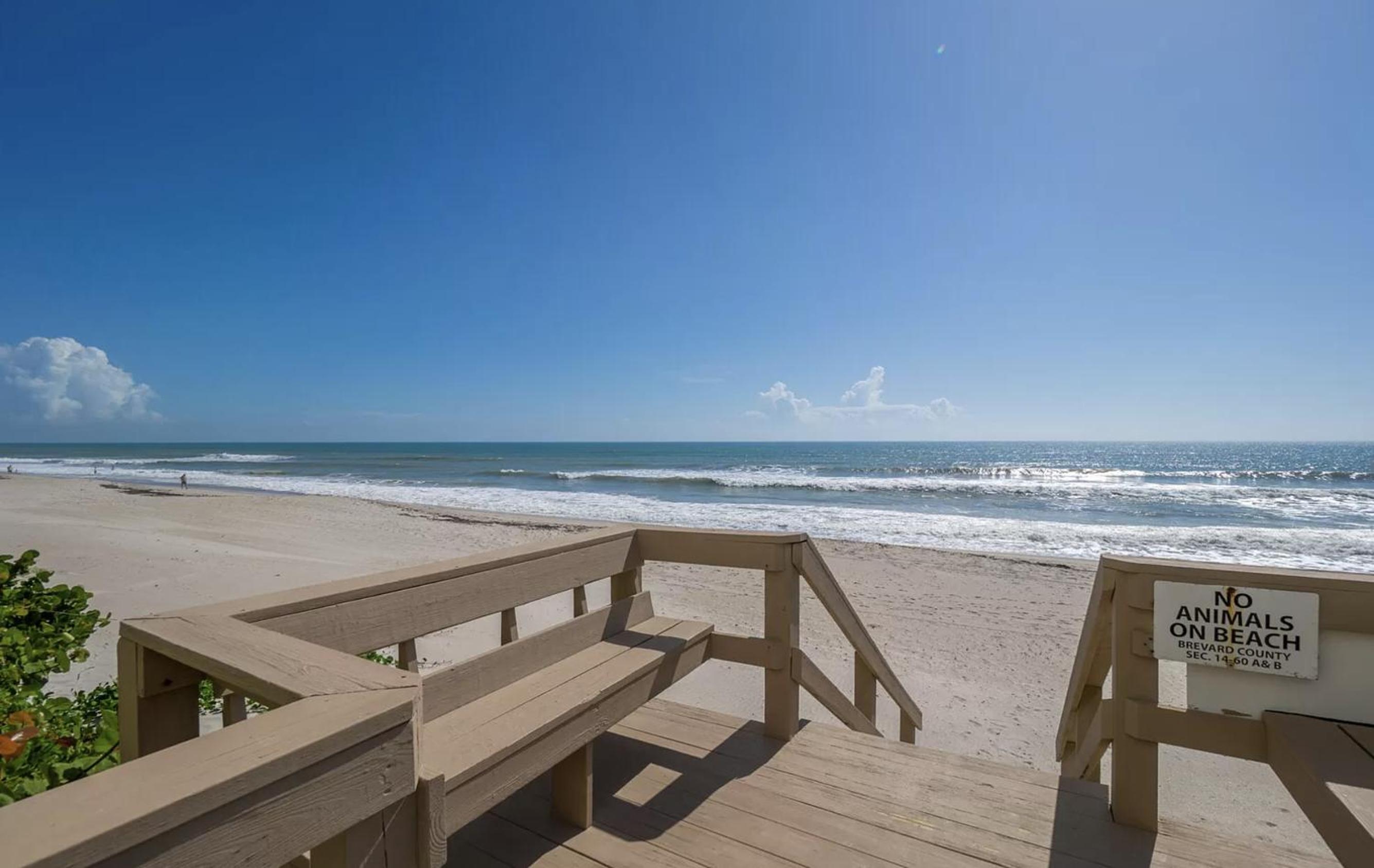 Ocean Walk 506