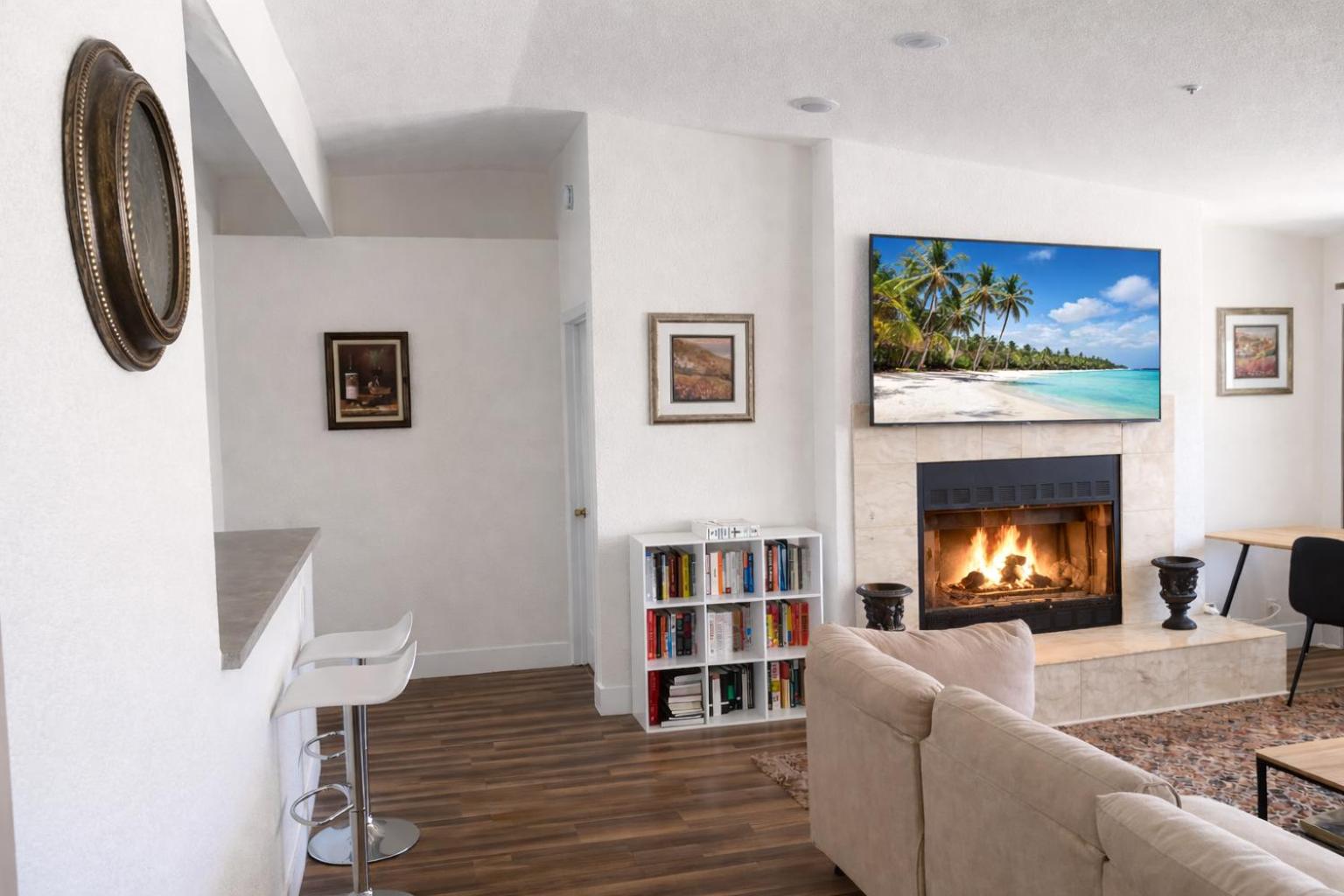 #Marbella Lane - Majestic Desert Mountain Views