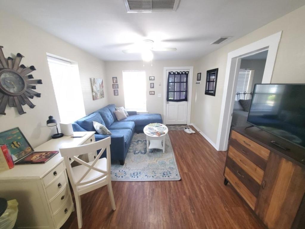Pinto's Place home
