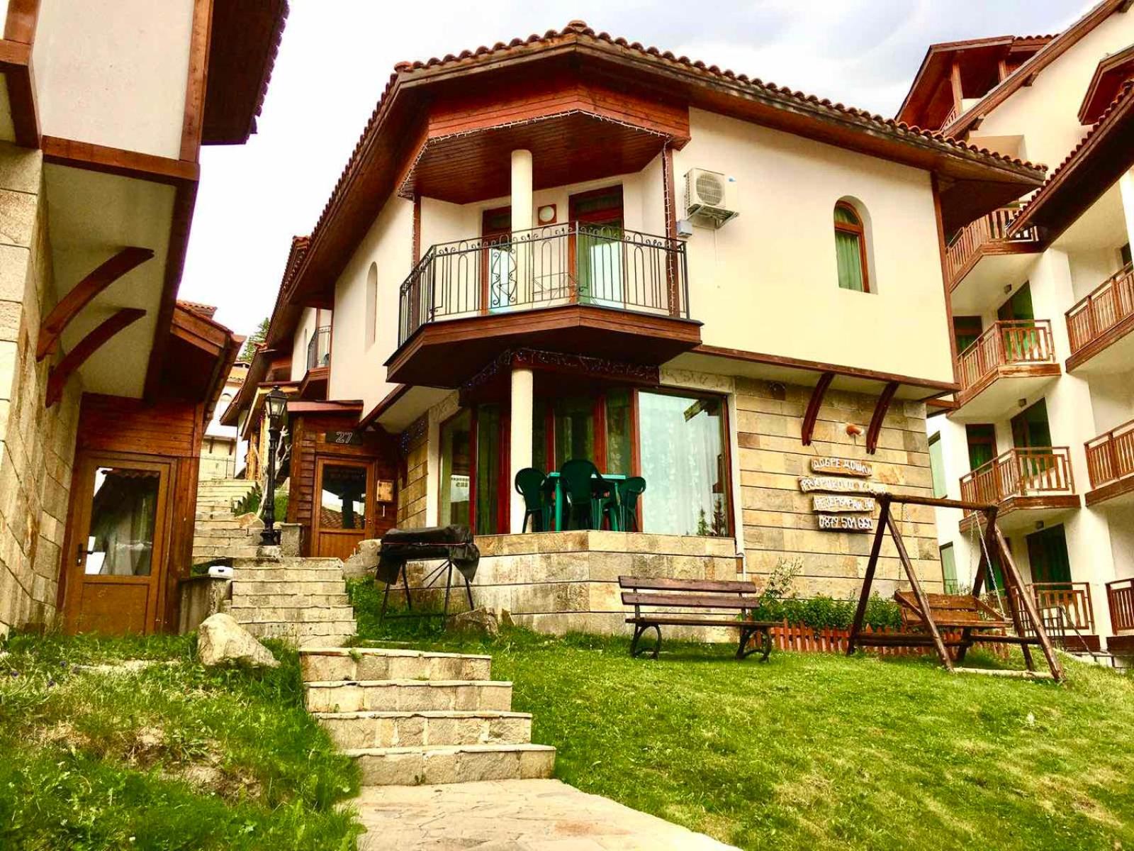 Raikovski Livadi Mountain Villas Pamporovo