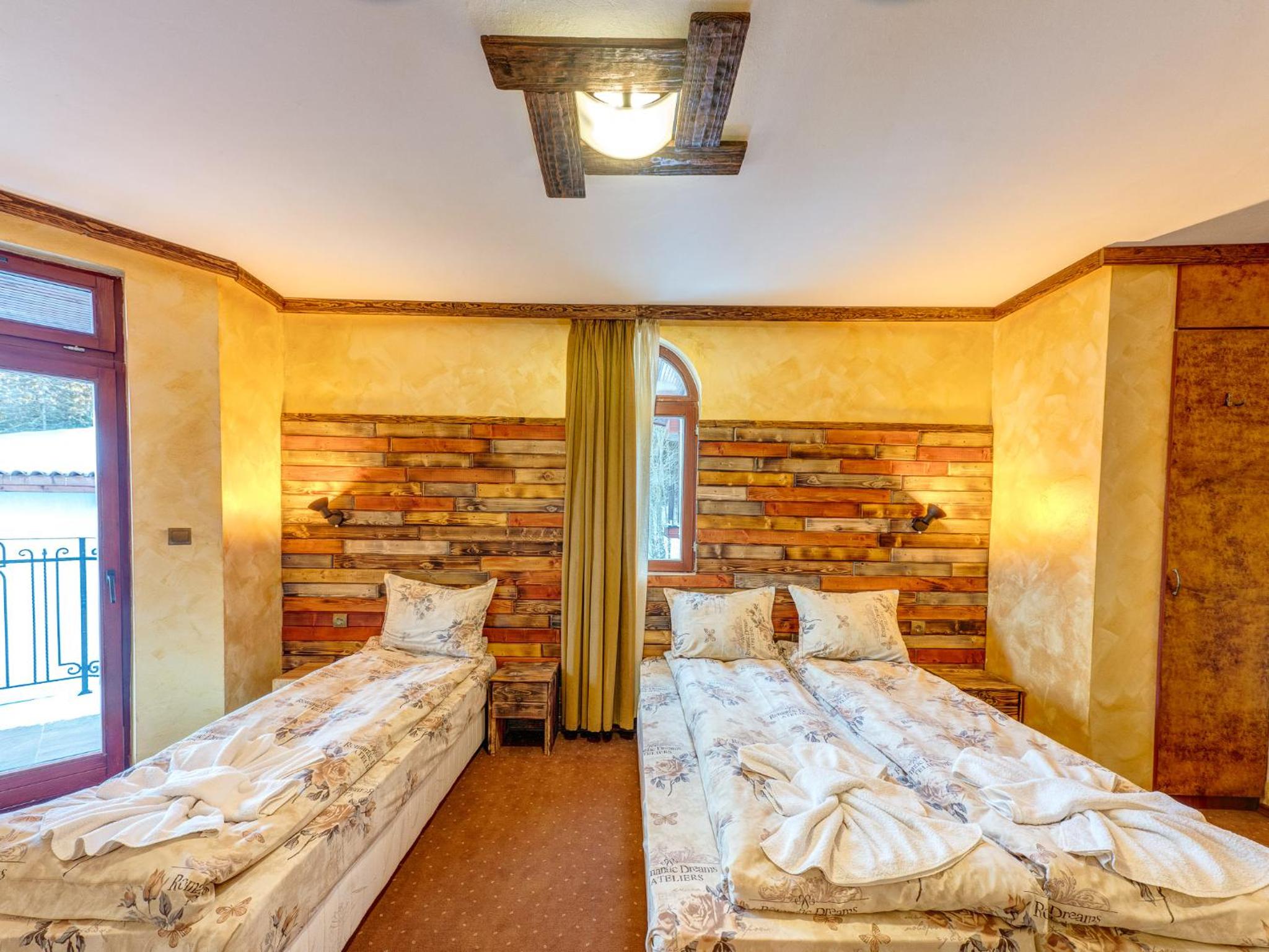 Raikovski Livadi Mountain Villas Pamporovo