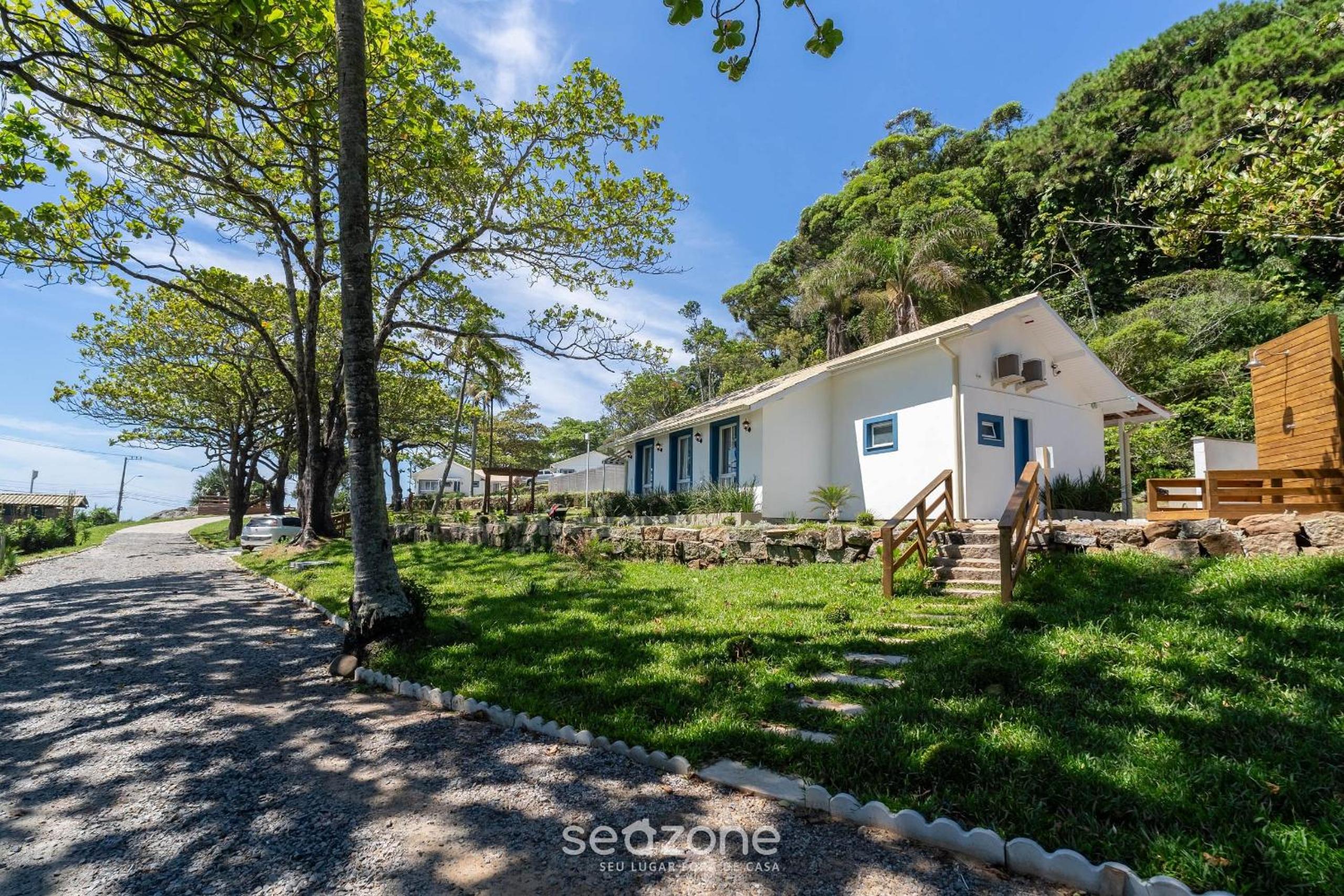 Beachfront condominium in Morro das Pedras - FTSs