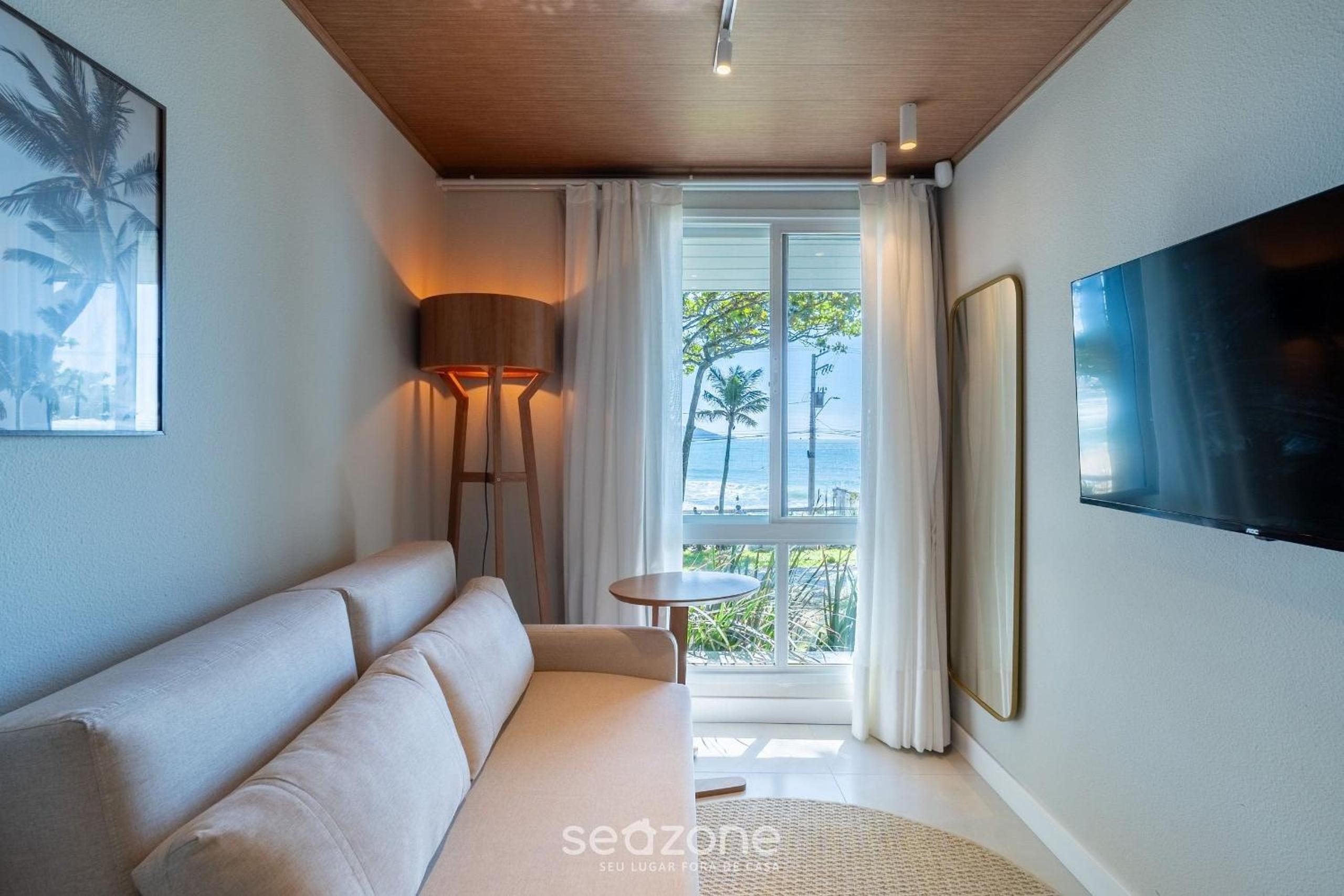 Beachfront condominium in Morro das Pedras - FTSs