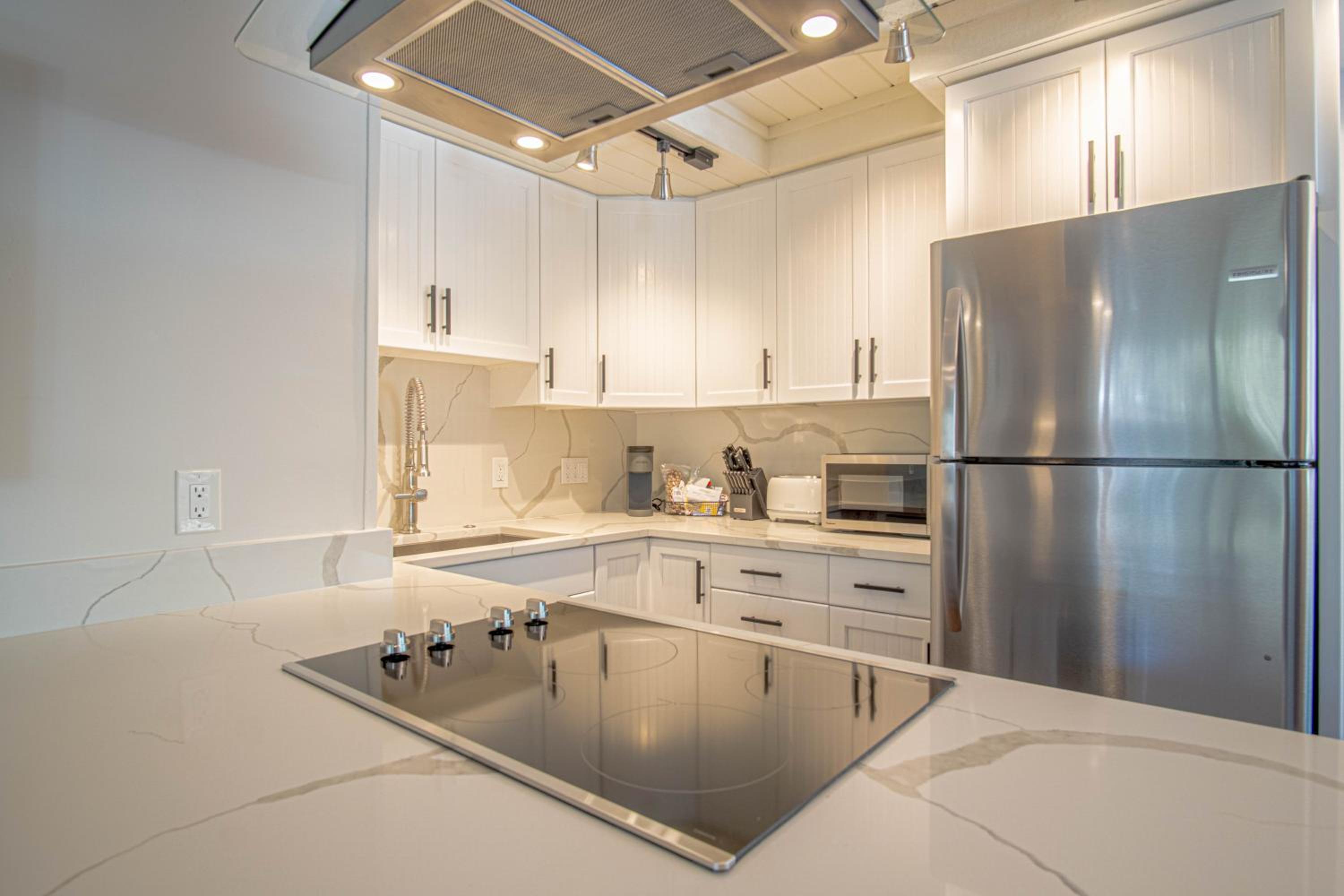 Atelier Allure - 2BD Mountain View + FREE Resort Amenities