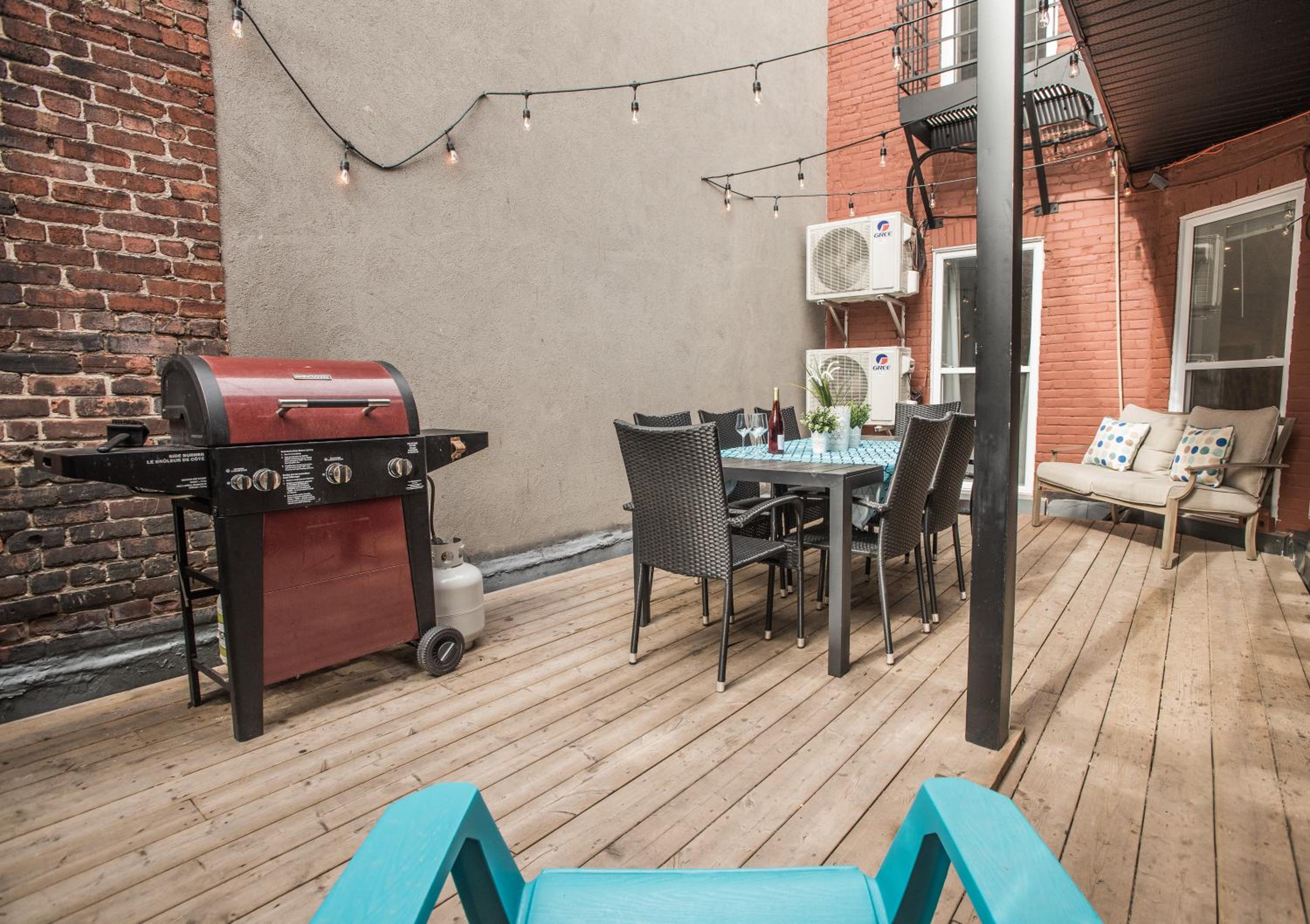 MTLVacationRentals - The FabFour
