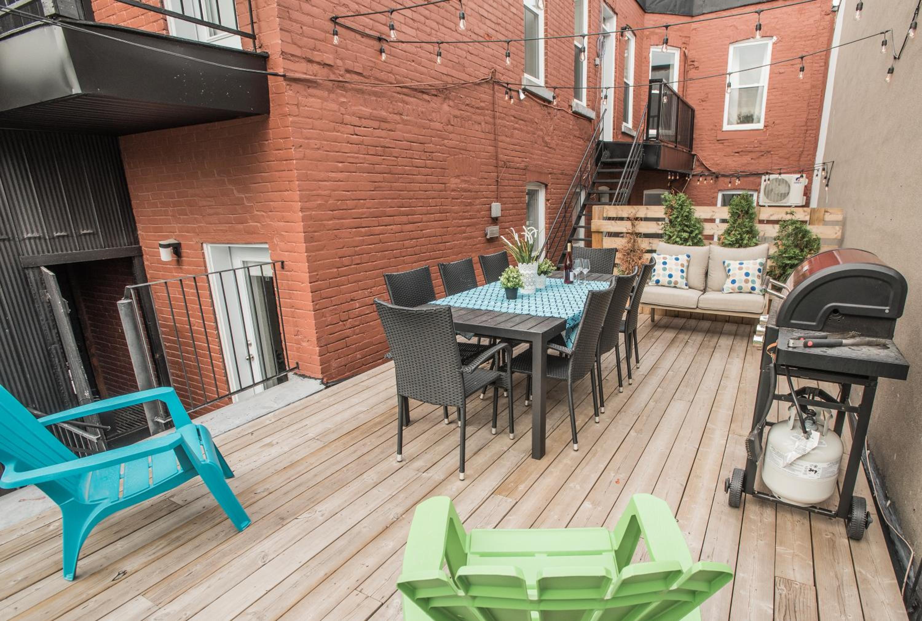 MTLVacationRentals - The FabFour
