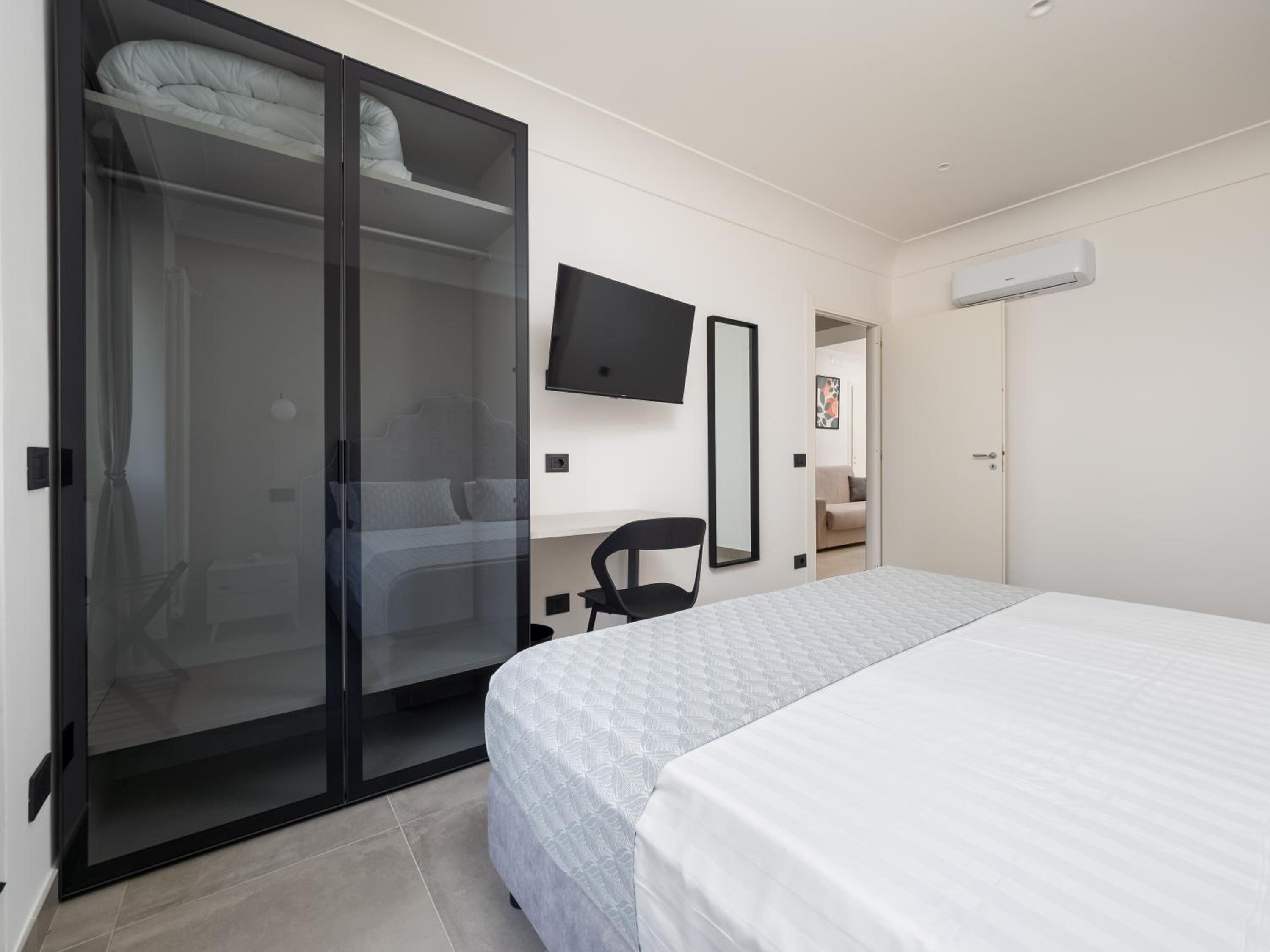 Maison Regina Giovanna - A Window to the Paradise