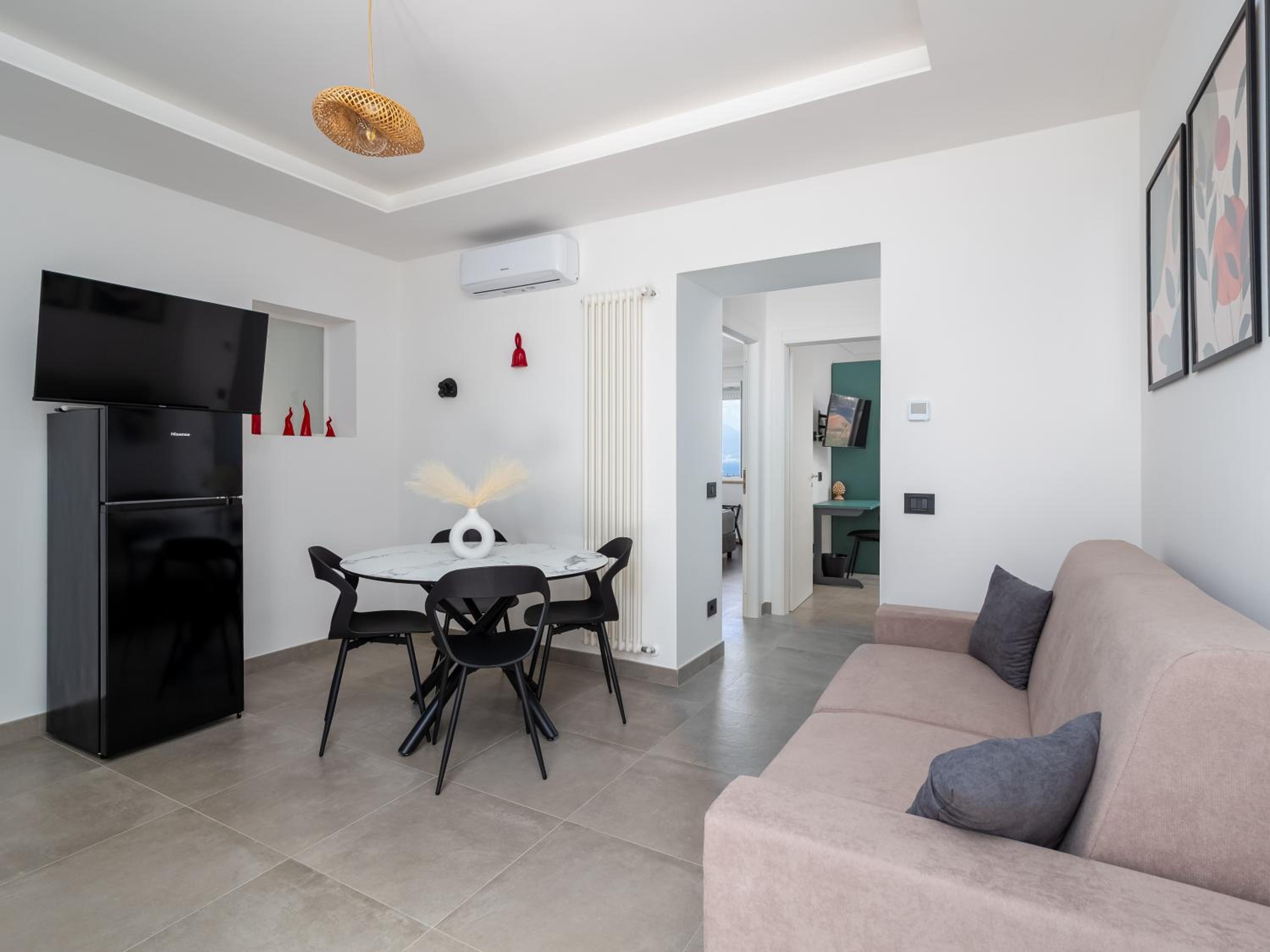 Maison Regina Giovanna - A Window to the Paradise