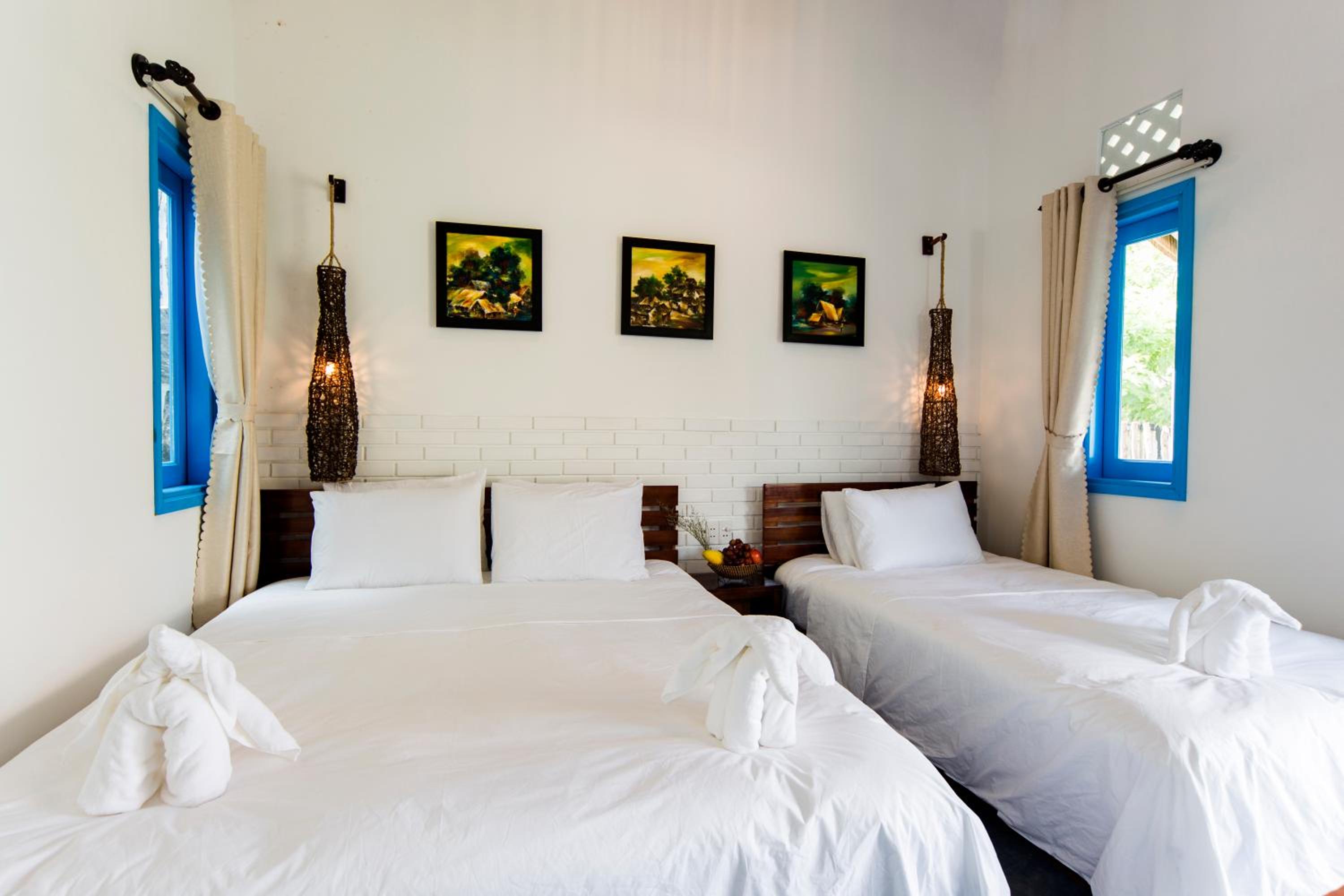 Cashew Tree Bungalow