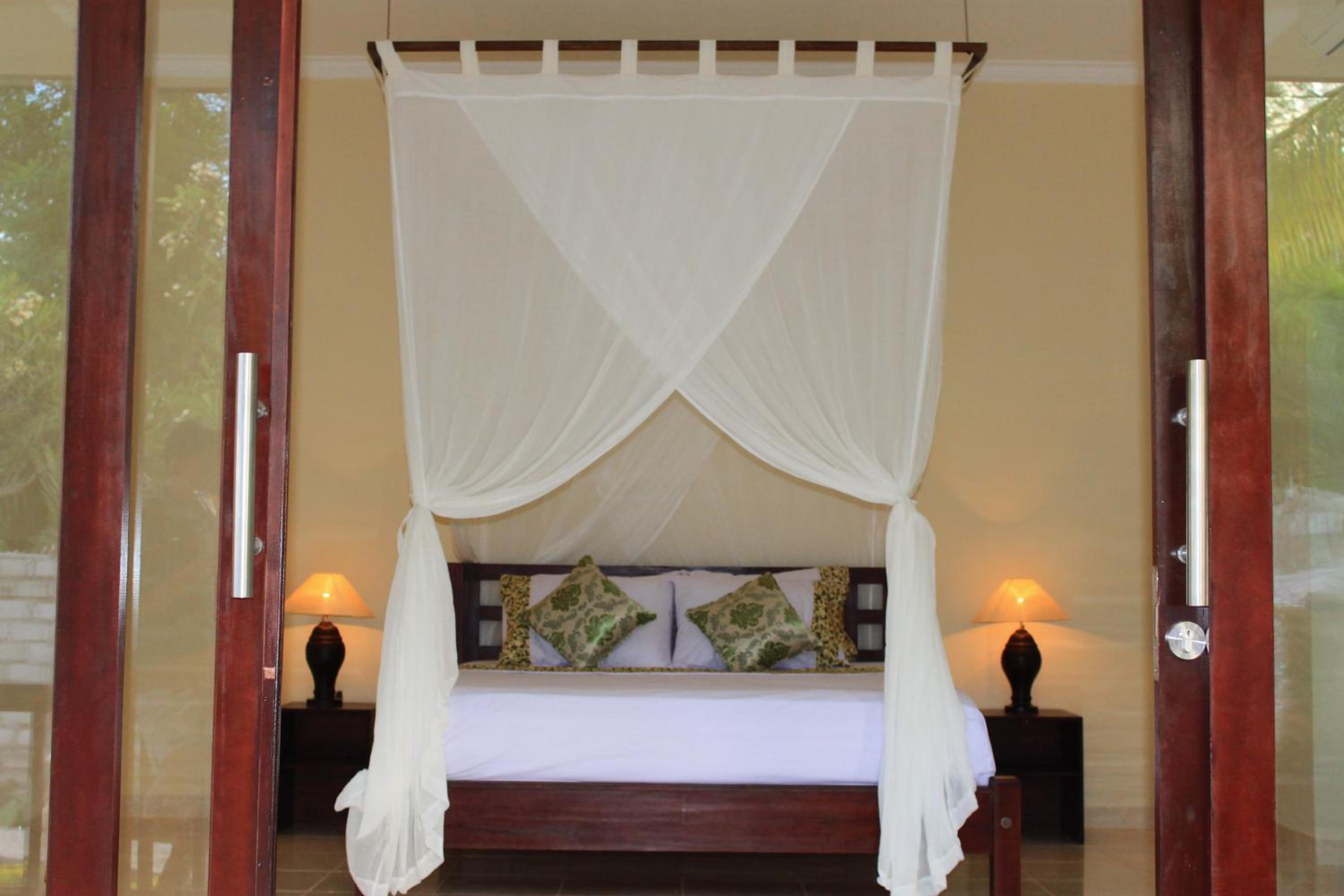 Bintang Beach Villa