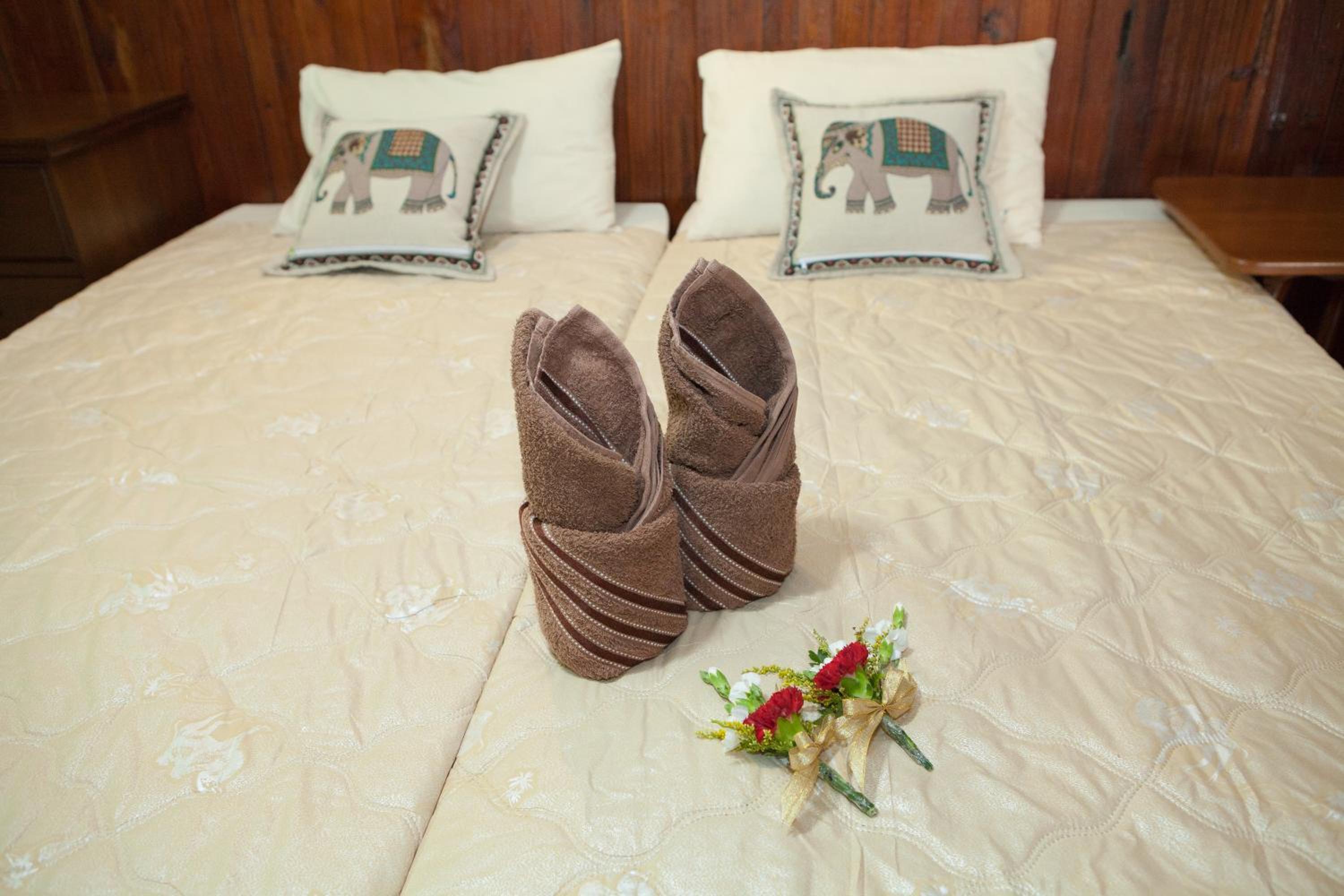 Baan Are Gong Riverside Homestay