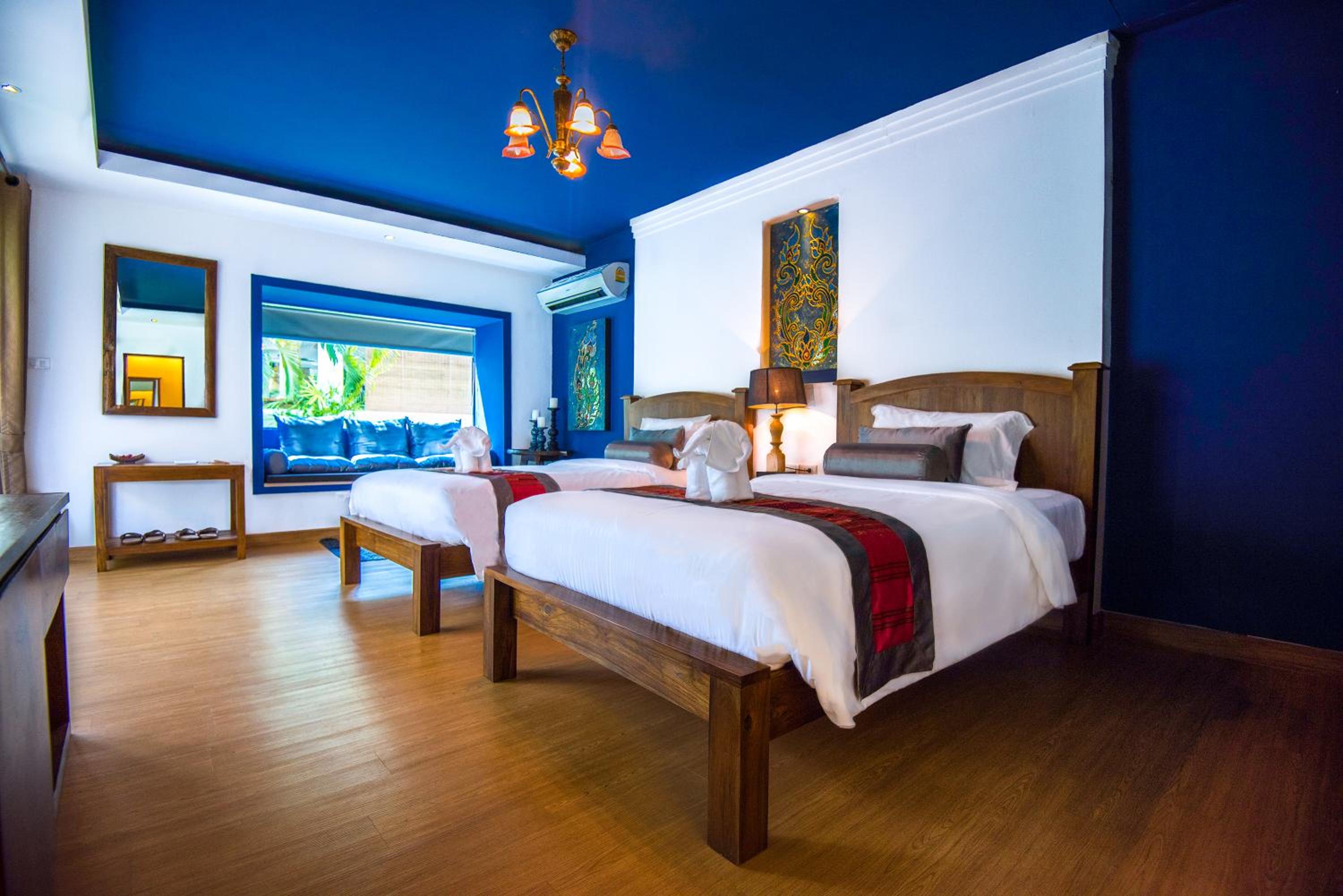 E-outfitting Boutique Chiang Mai