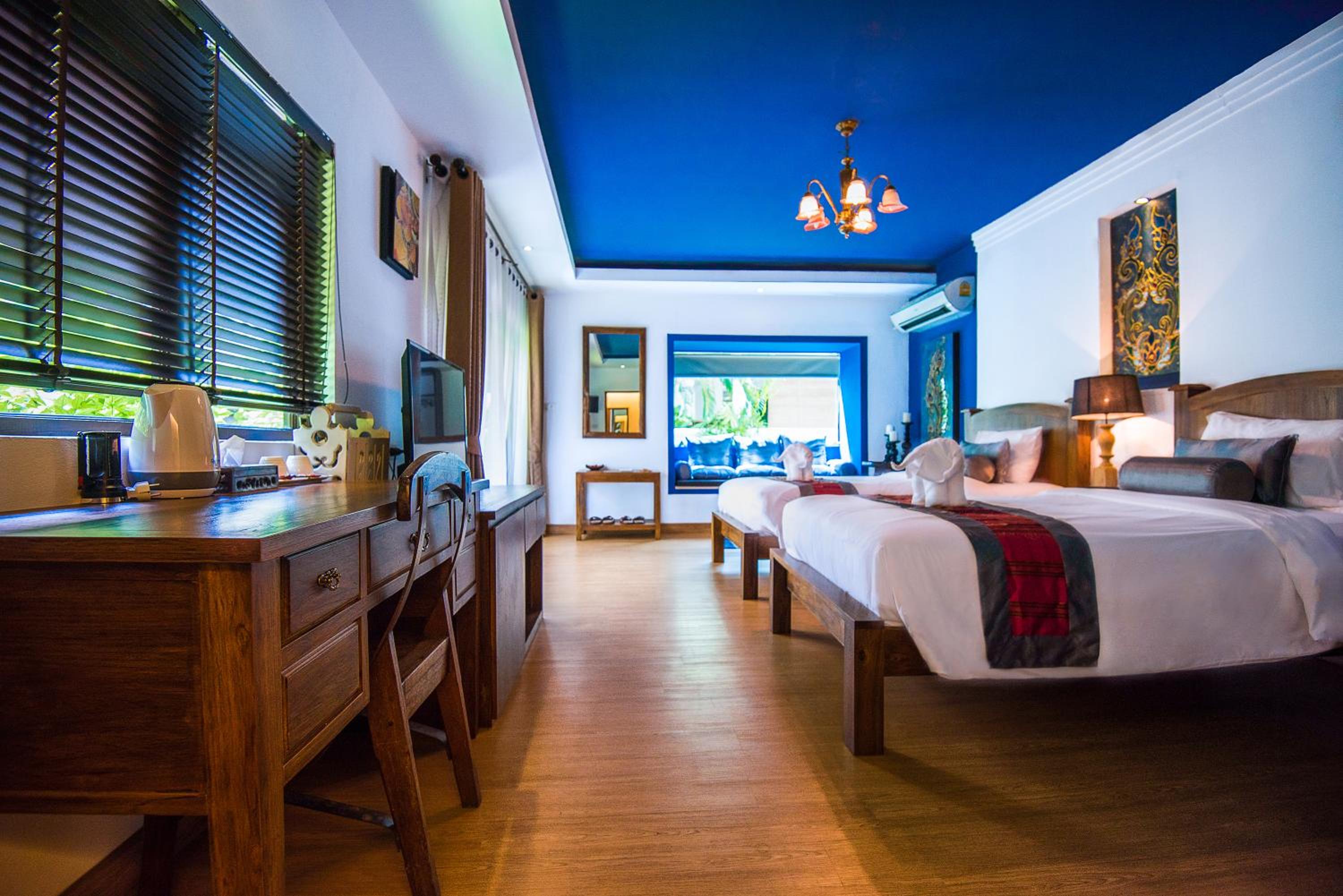 E-outfitting Boutique Chiang Mai