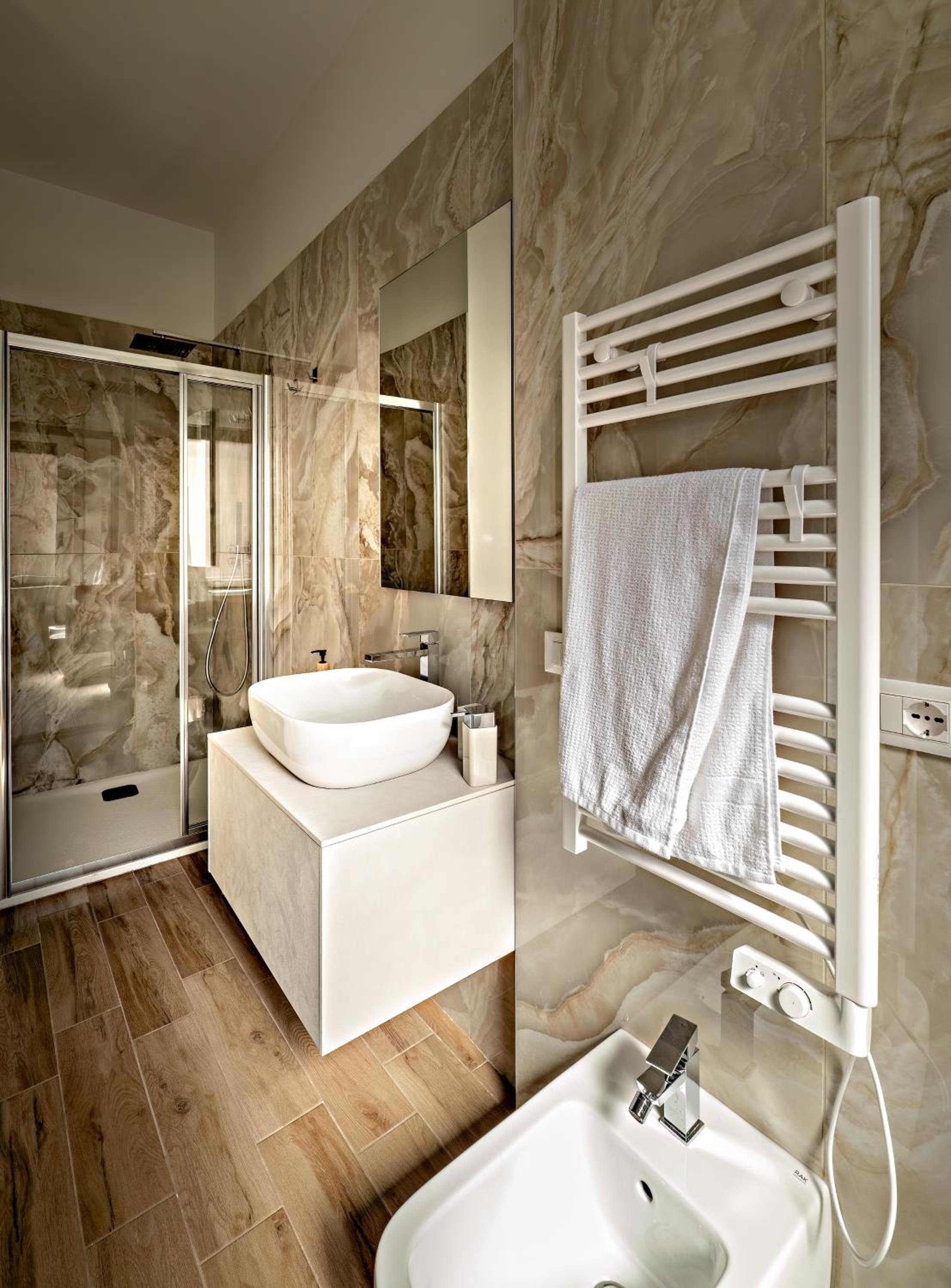 Marty Suites - Luxury Rooms