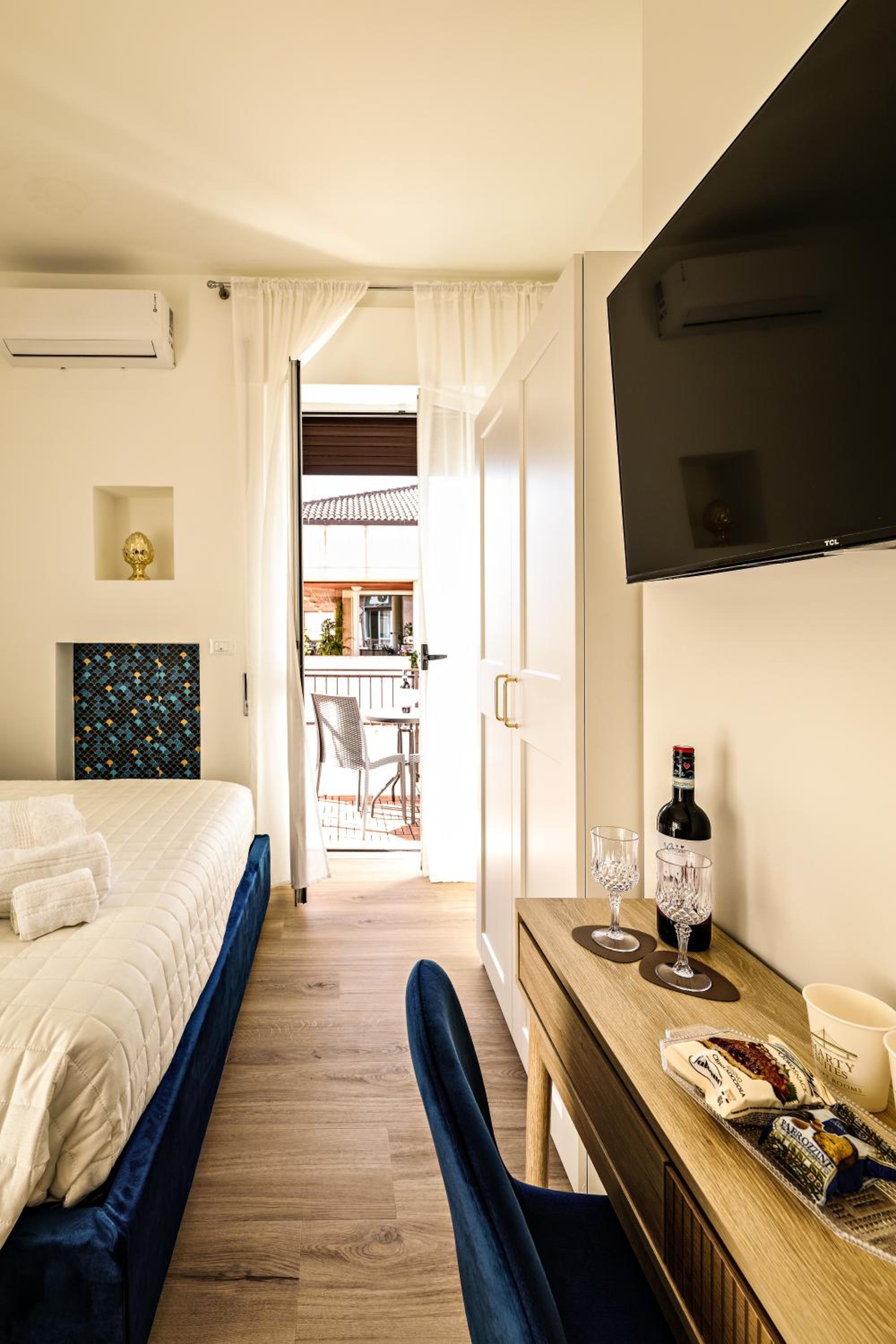 Marty Suites - Luxury Rooms