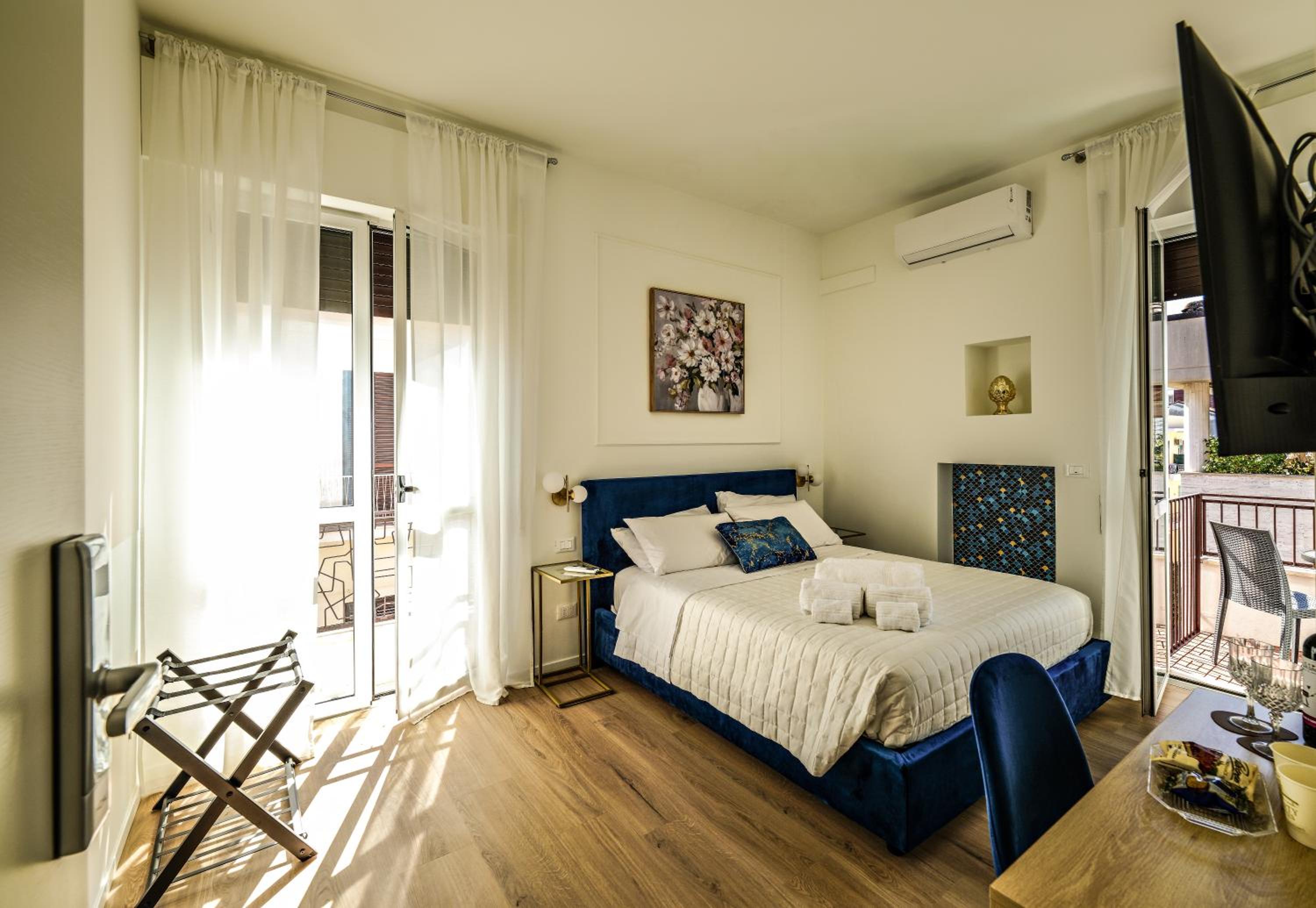 Marty Suites - Luxury Rooms