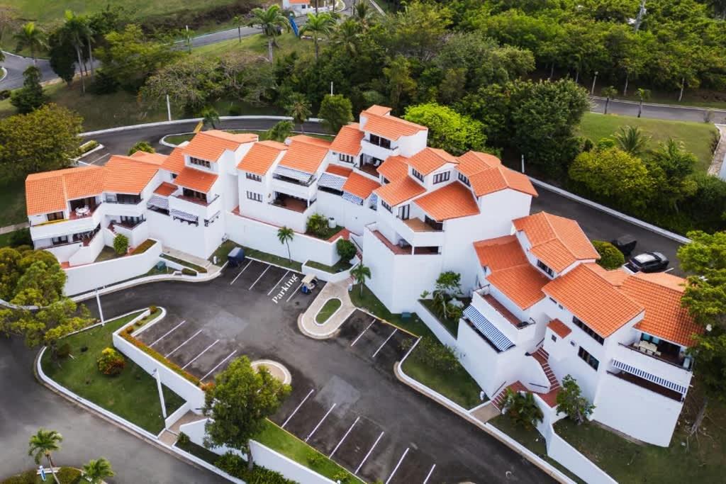 Kyo I Rustic Villa Beach/Golf Paradise in Rio Mar