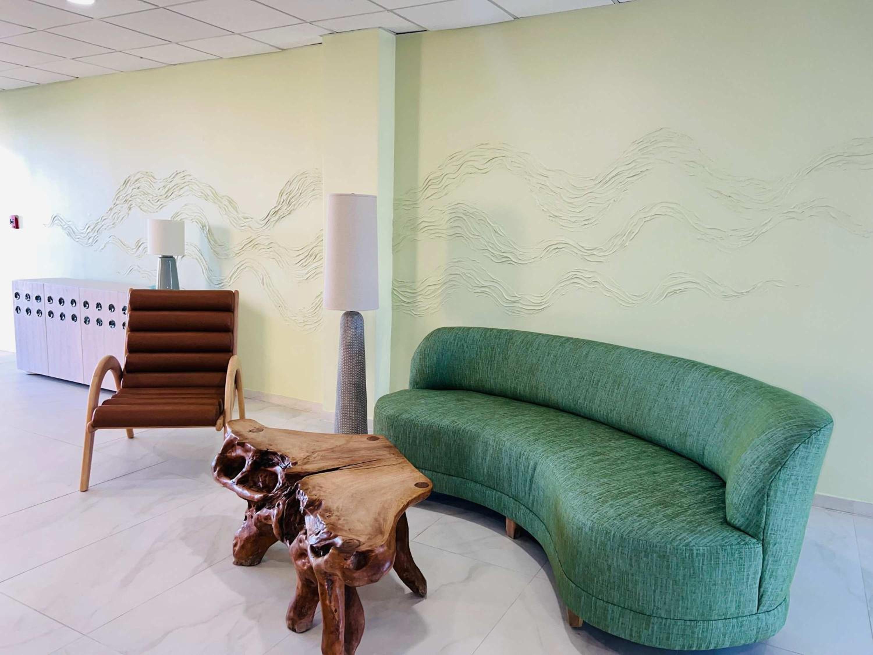 Shoreline Studio Condo for 4