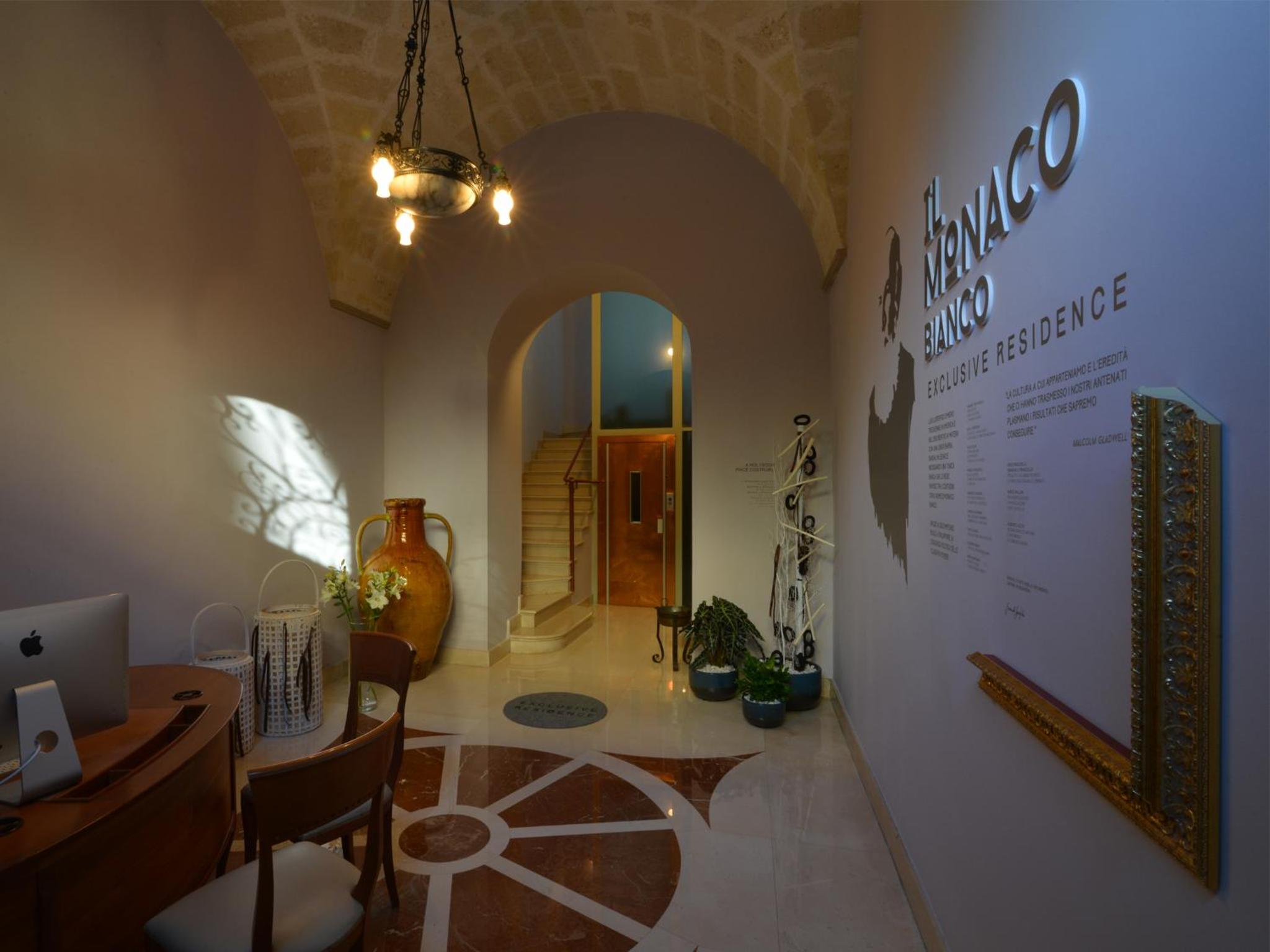 La Residenza del Monaco bianco