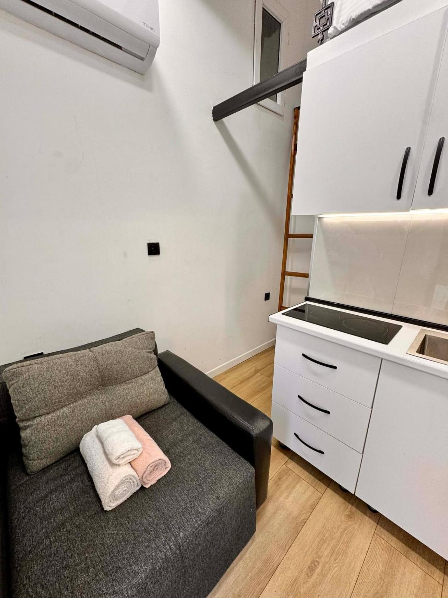 Ezo Tiny Loft - Georgias smallest apartment
