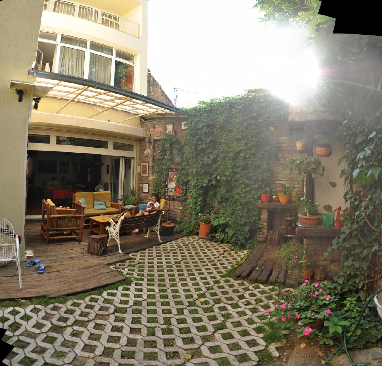 Photo 47