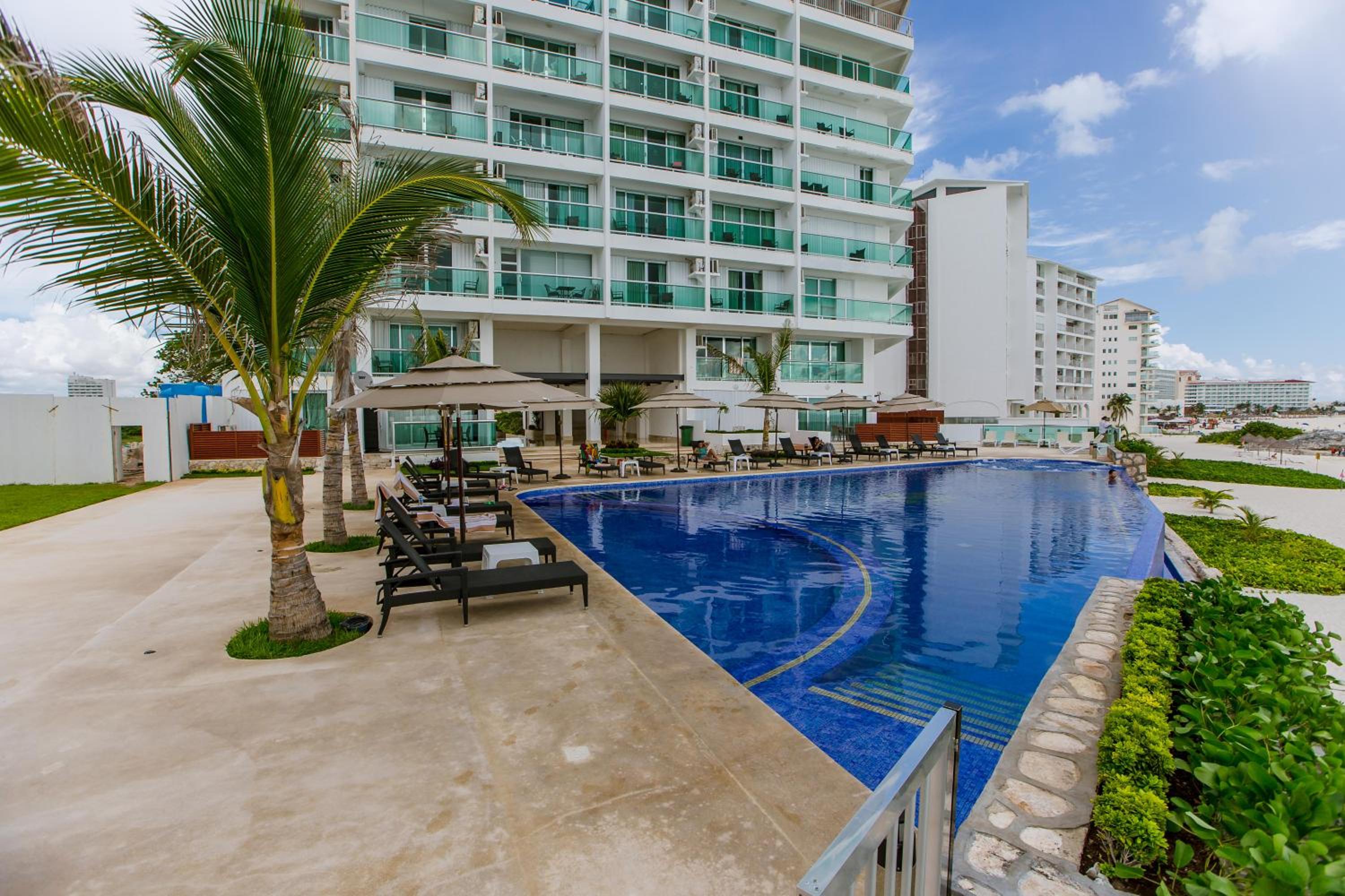 Condominio Girasol OceanView