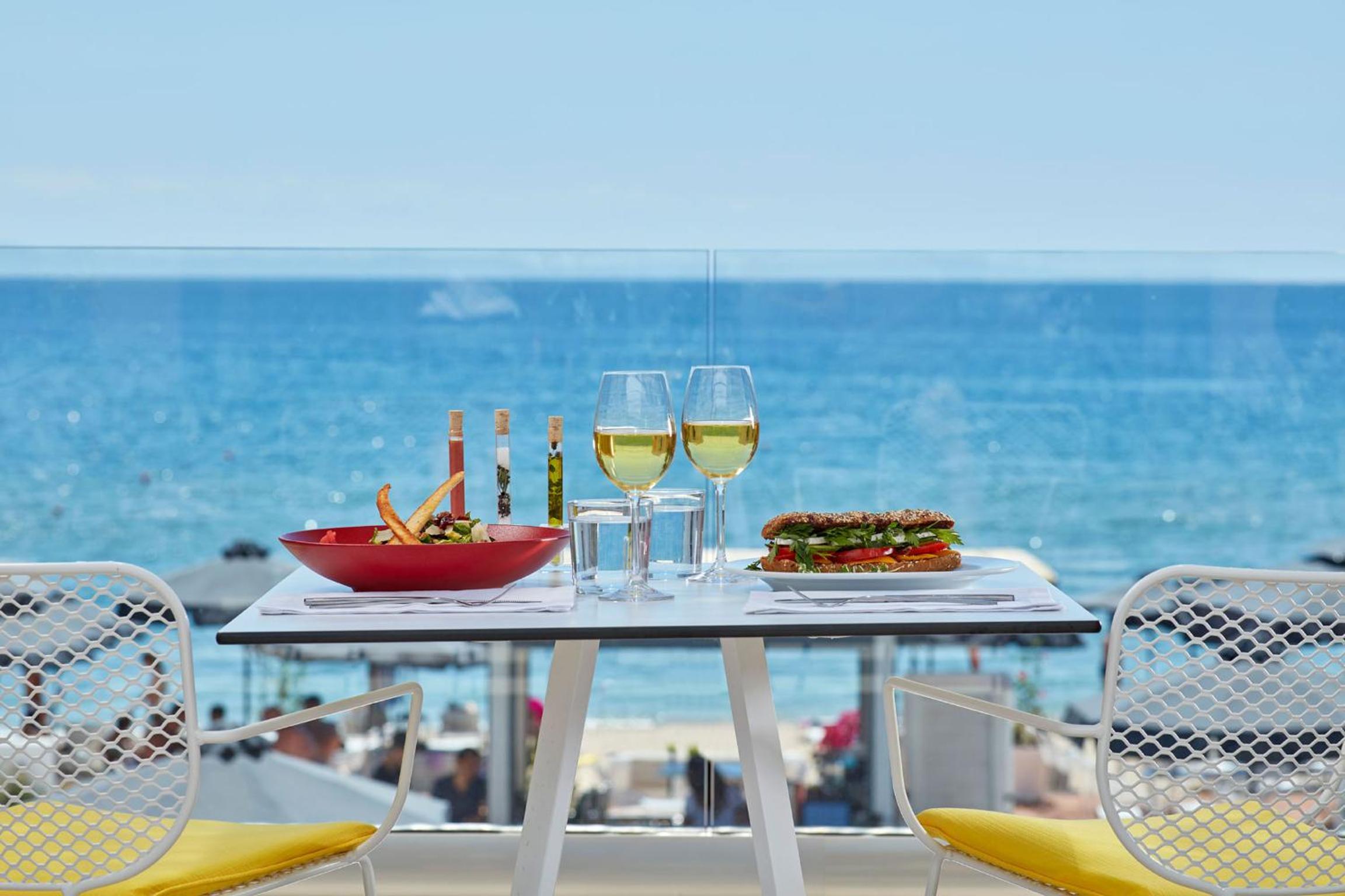Icon Suites en Potos — balance & terrace