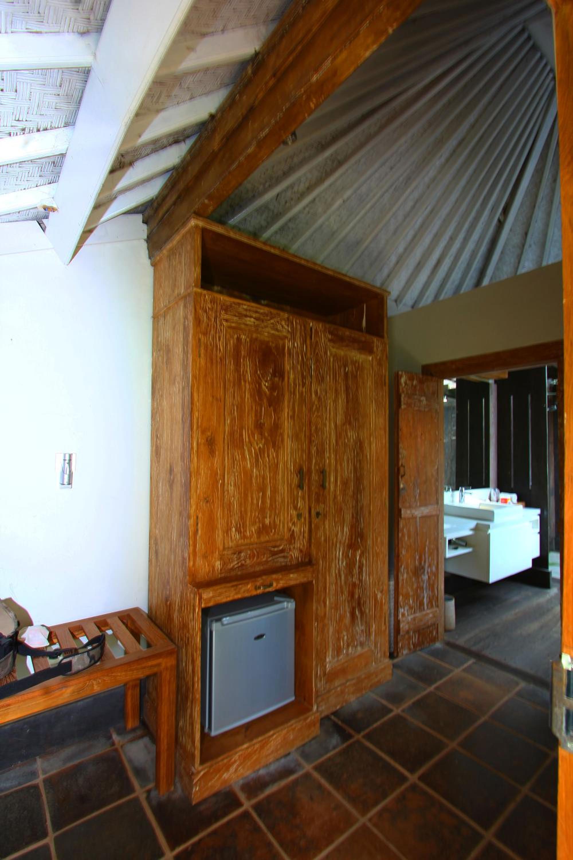 Melanting Cottages