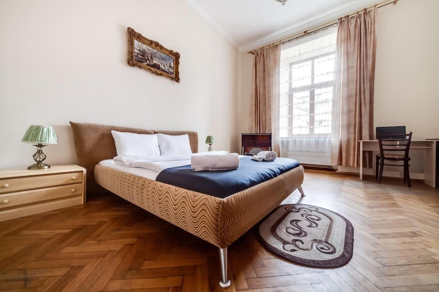 ROMANTIC Apartments - оn Valova street view 2