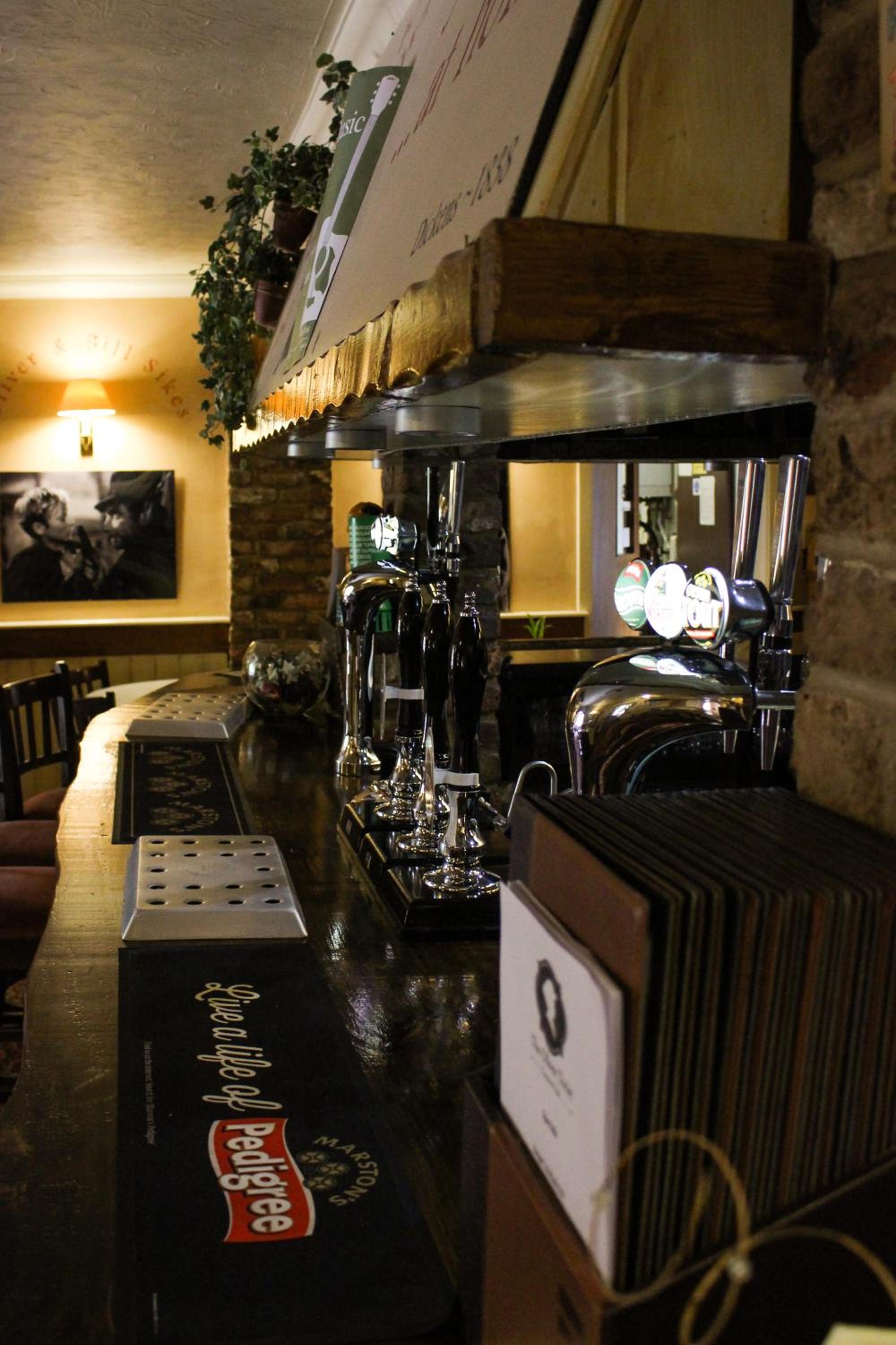 Oliver Twist Country Inn