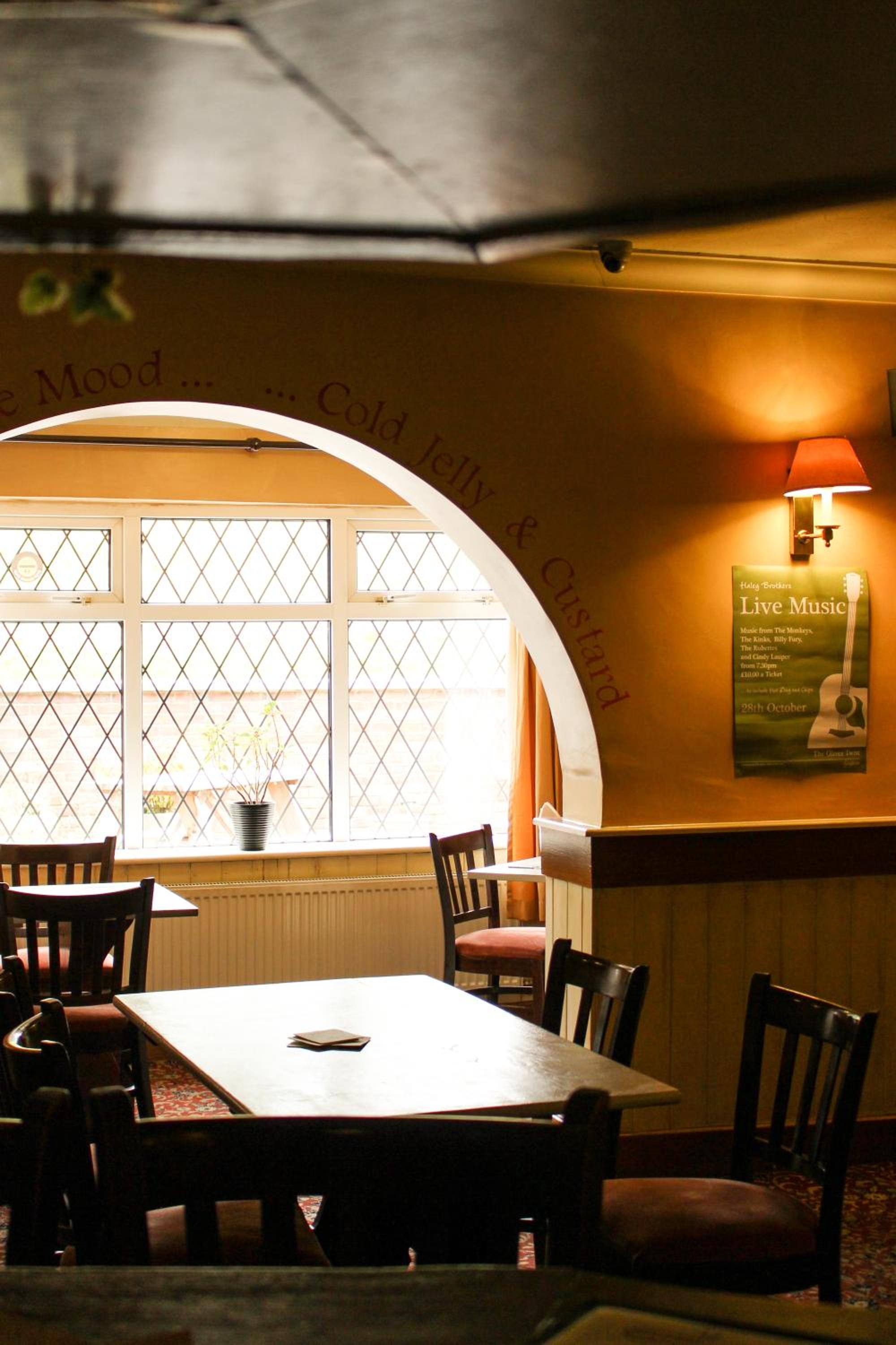Oliver Twist Country Inn