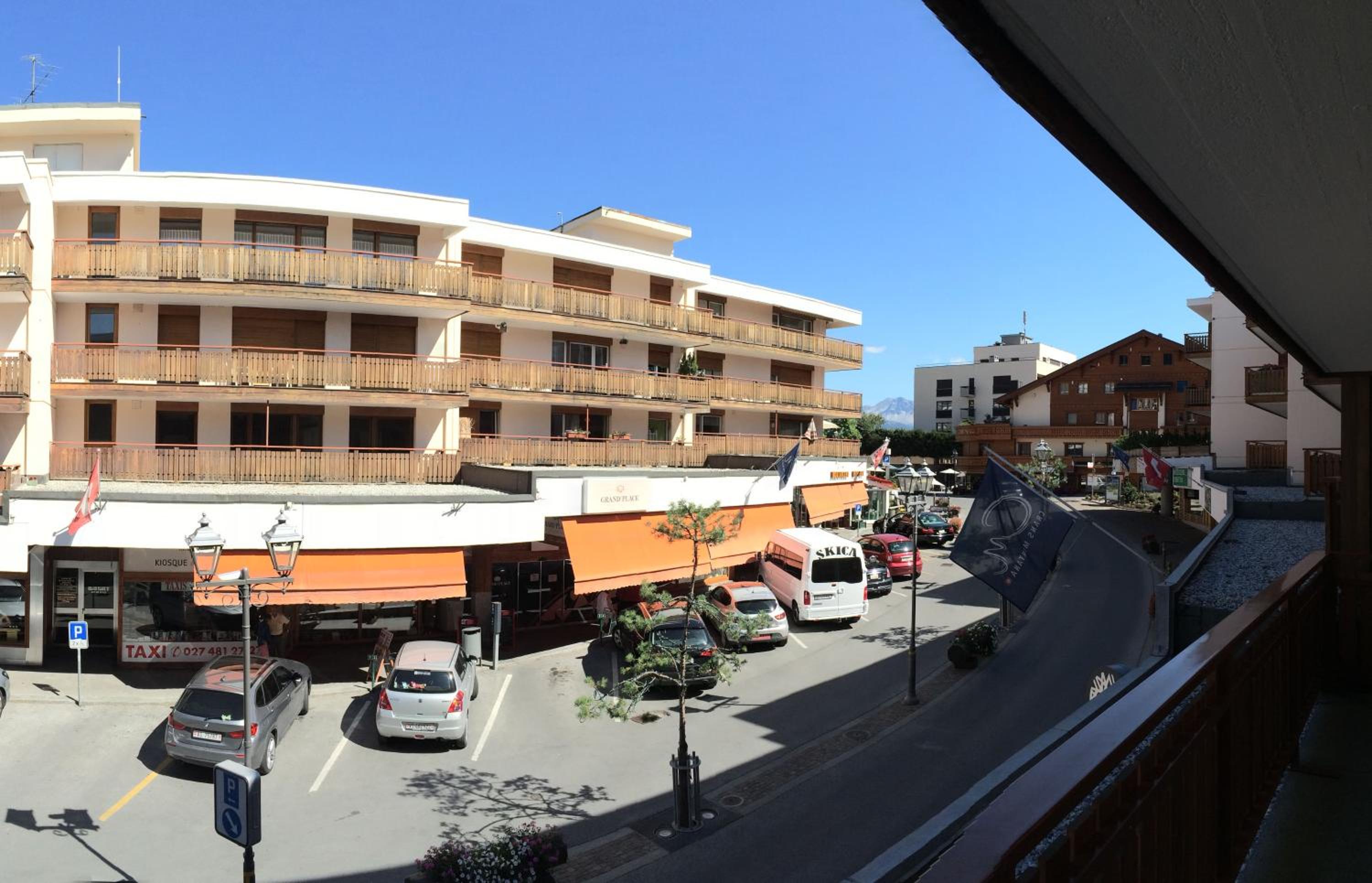 Apartment in Crans Montana Town Centre Mountain View